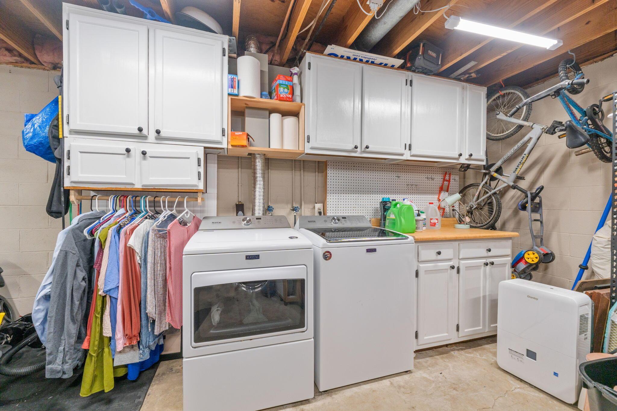 3258 Brookview Way, 13