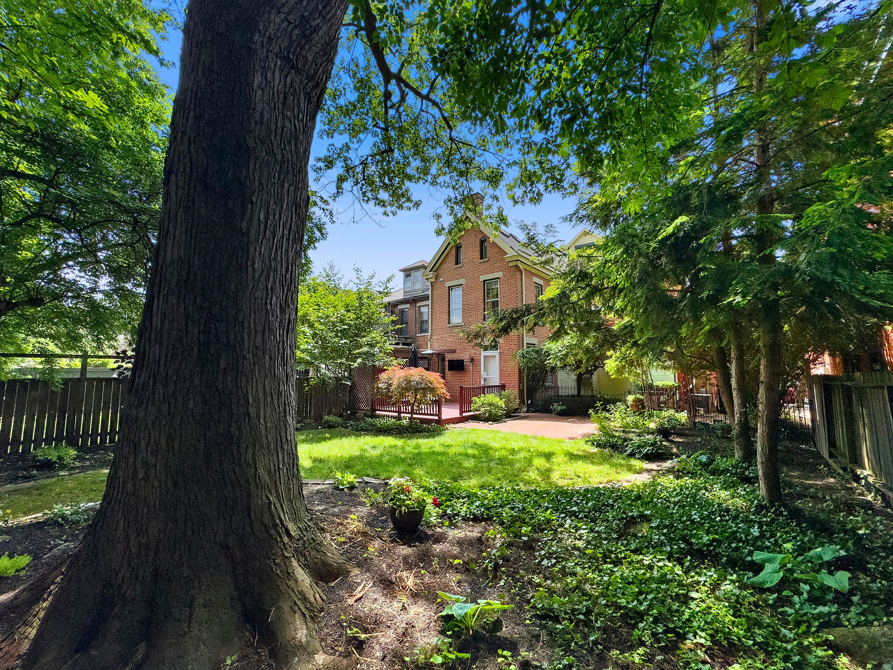 642 City Park Avenue