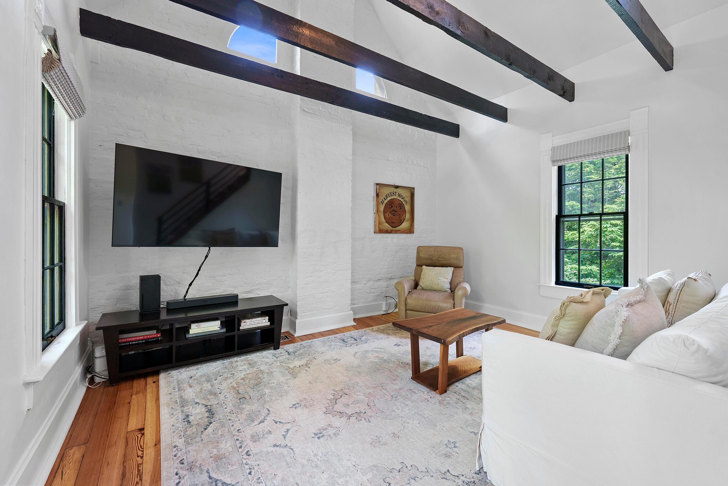 642 City Park Avenue