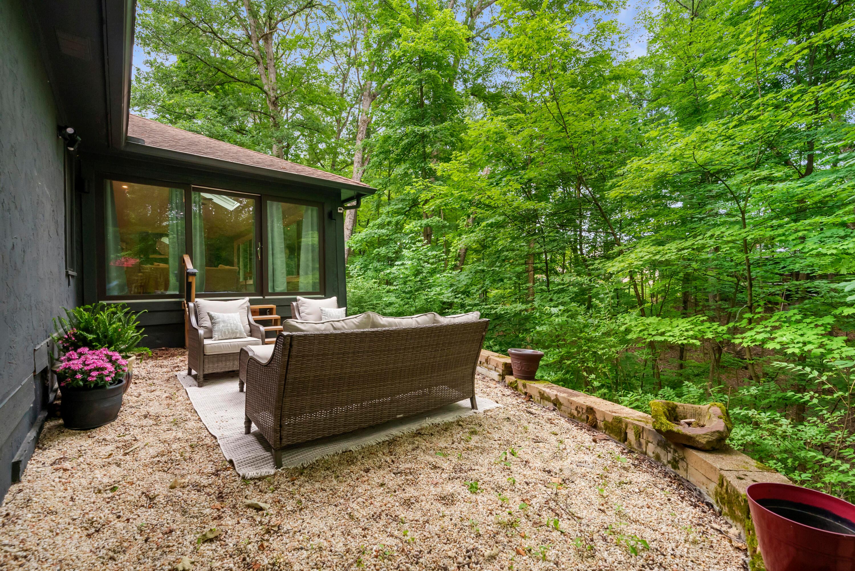 5085 Springfield Court