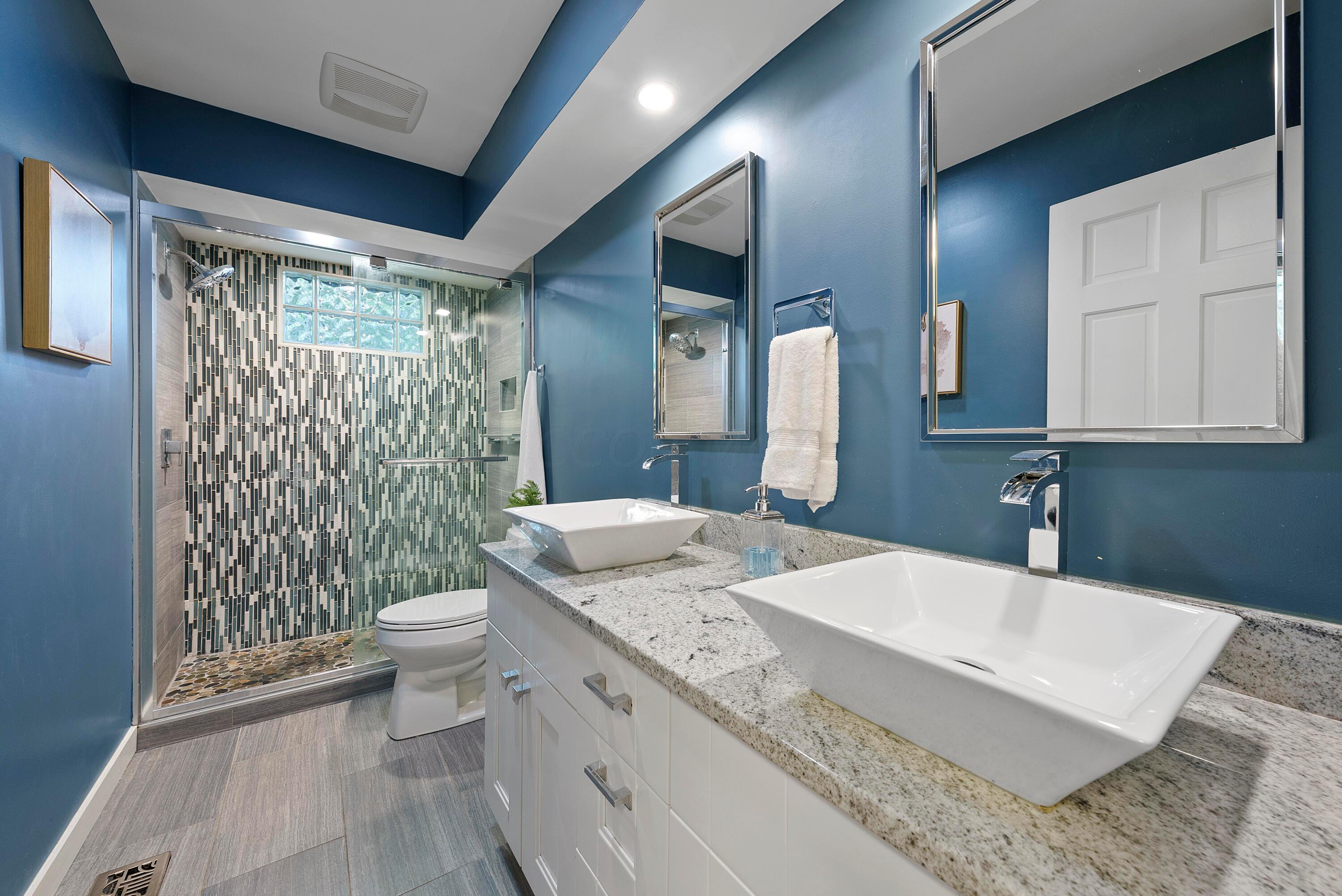 5085 Springfield Court