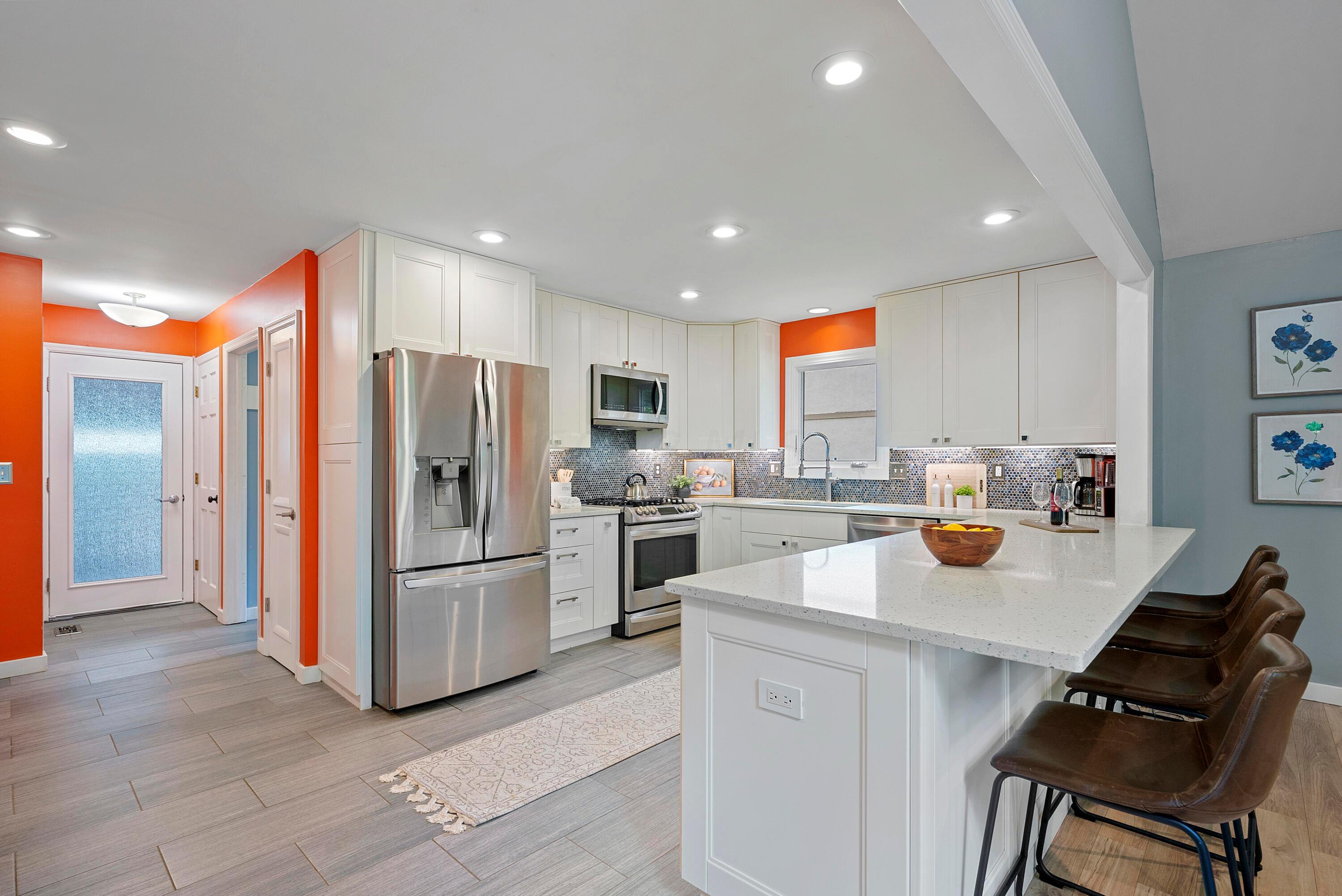 5085 Springfield Court