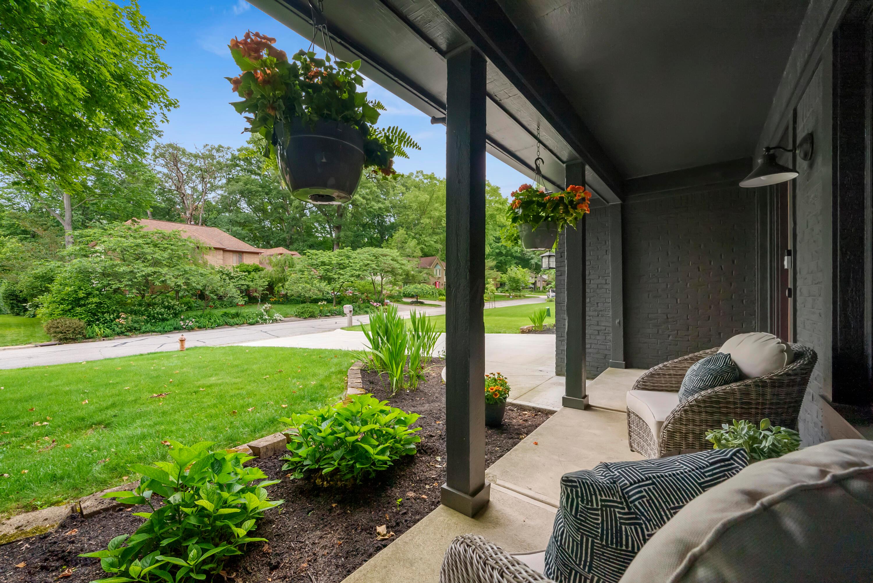 5085 Springfield Court