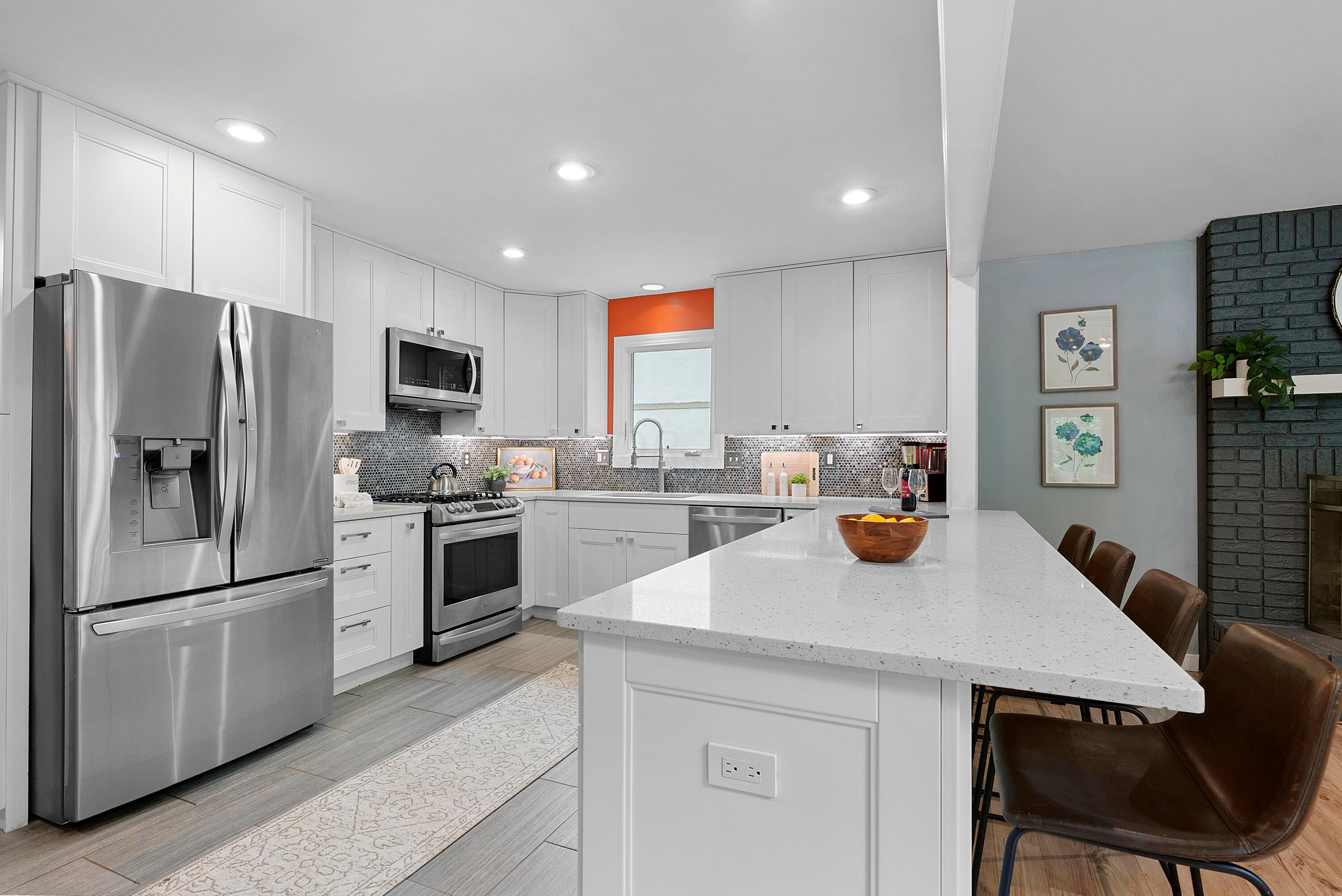 5085 Springfield Court