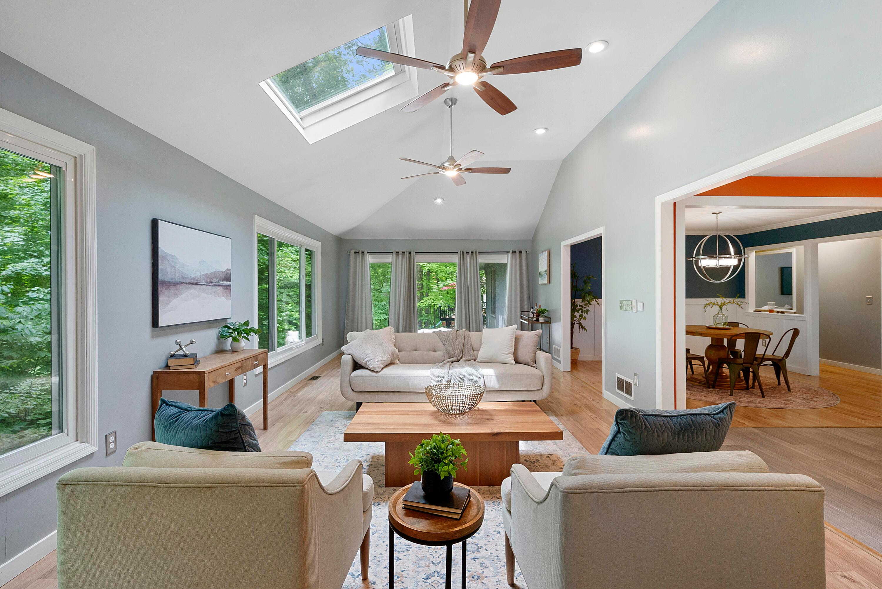 5085 Springfield Court