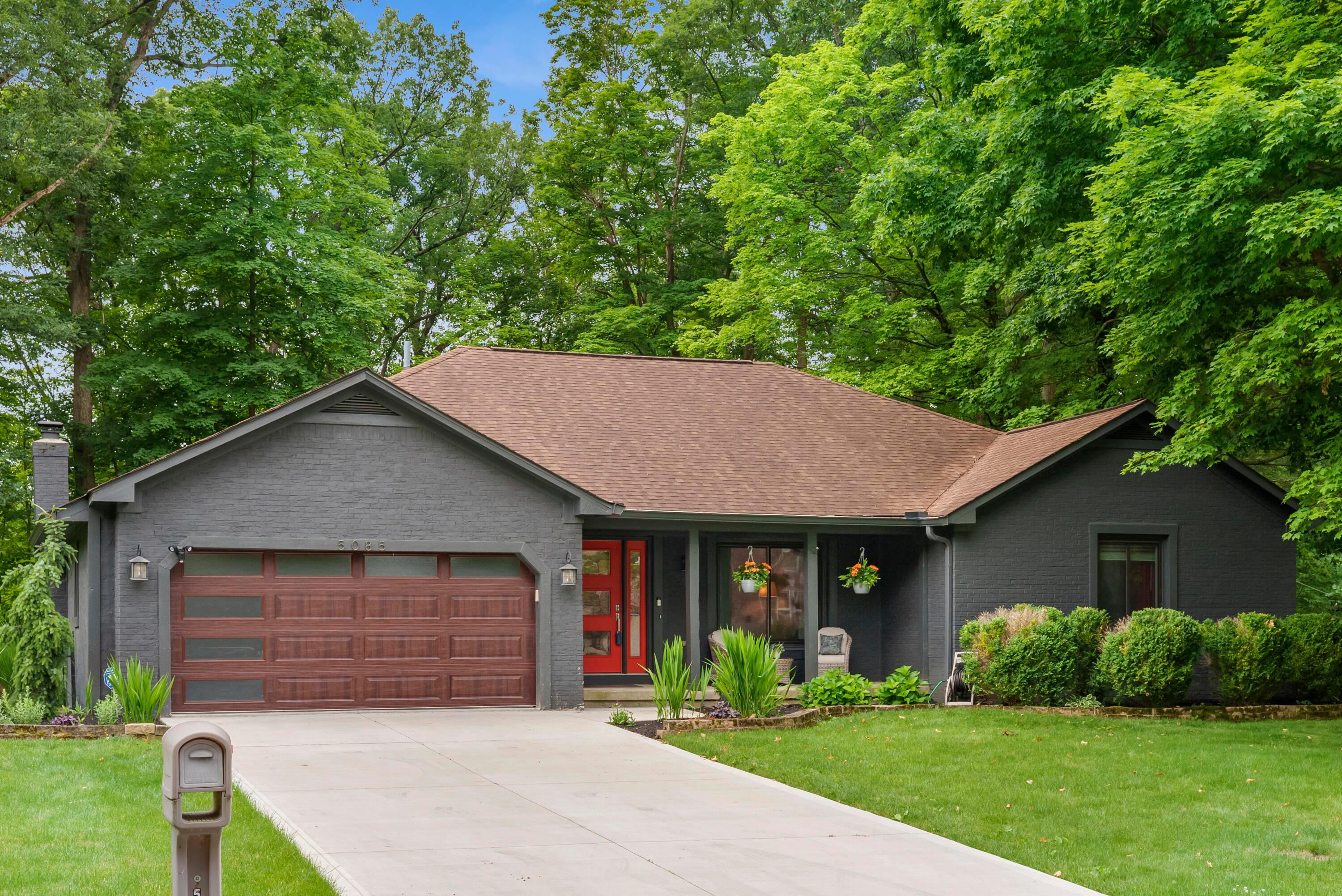 5085 Springfield Court