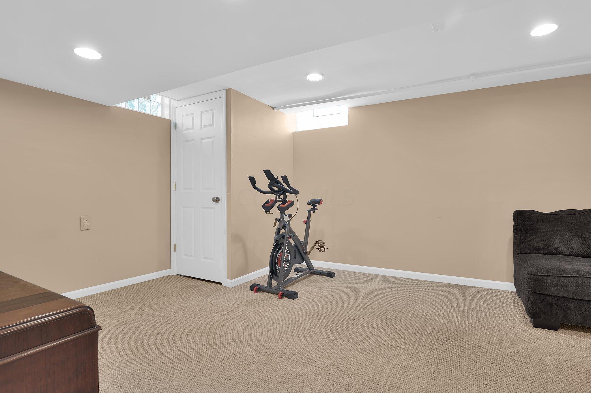 3232 Doreen Court