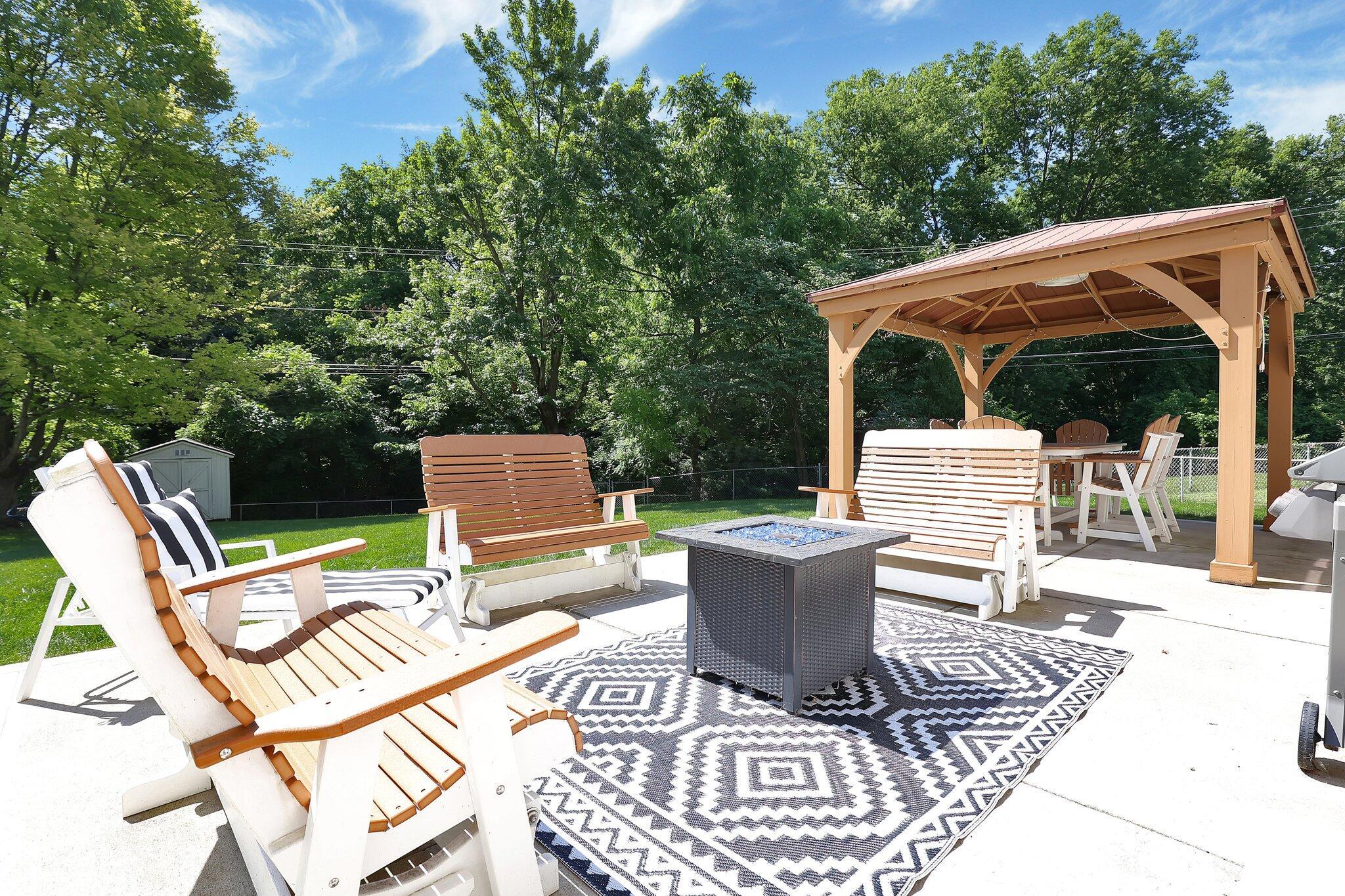 3232 Doreen Court