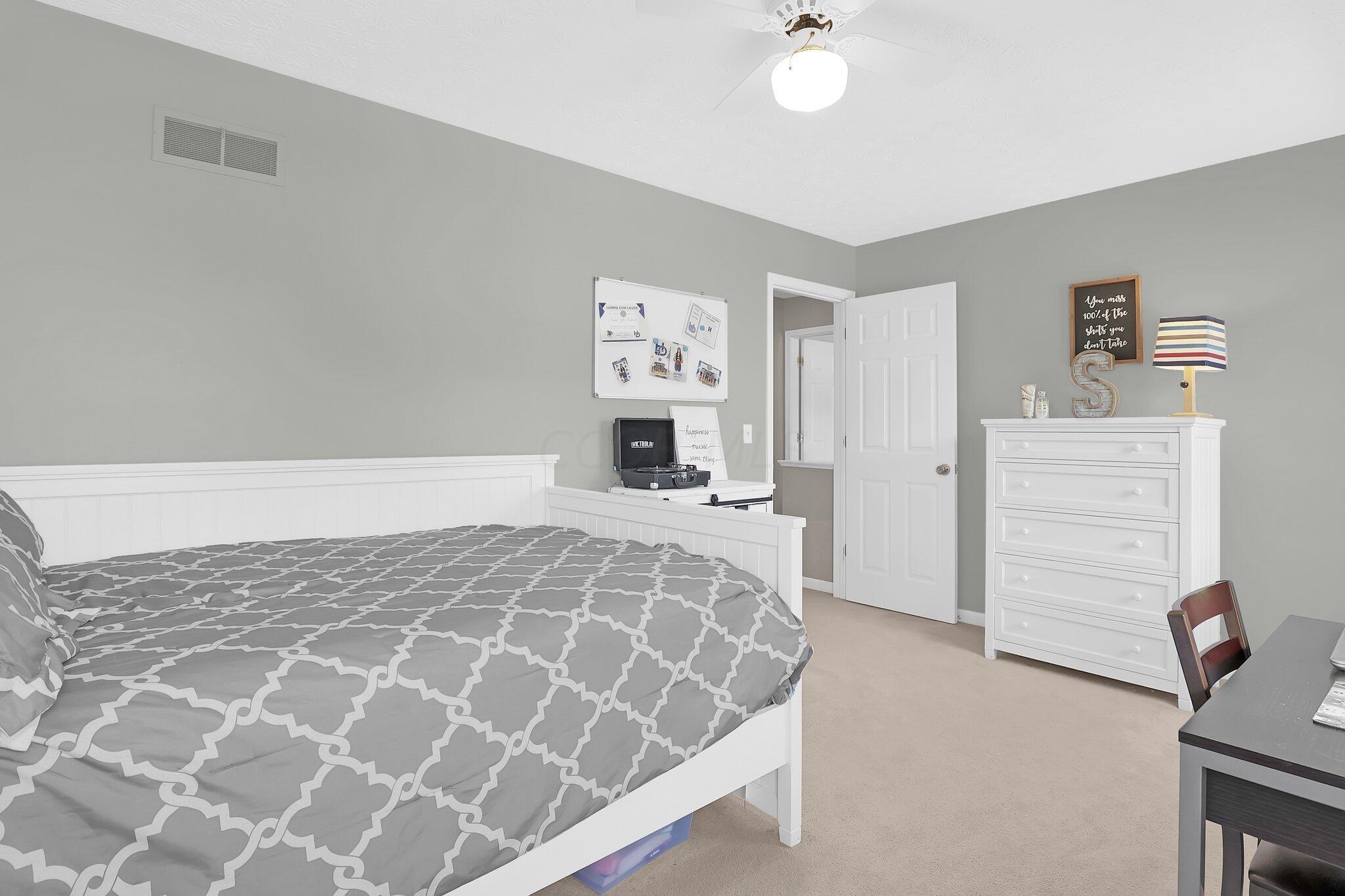 3232 Doreen Court