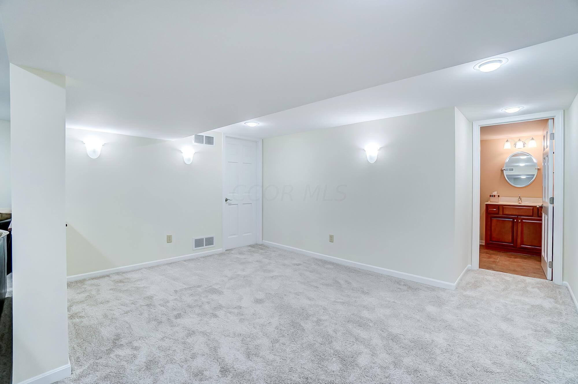 4220 Mountview Road