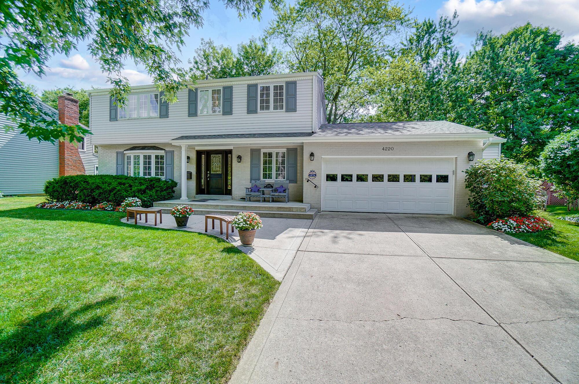 4220 Mountview Road