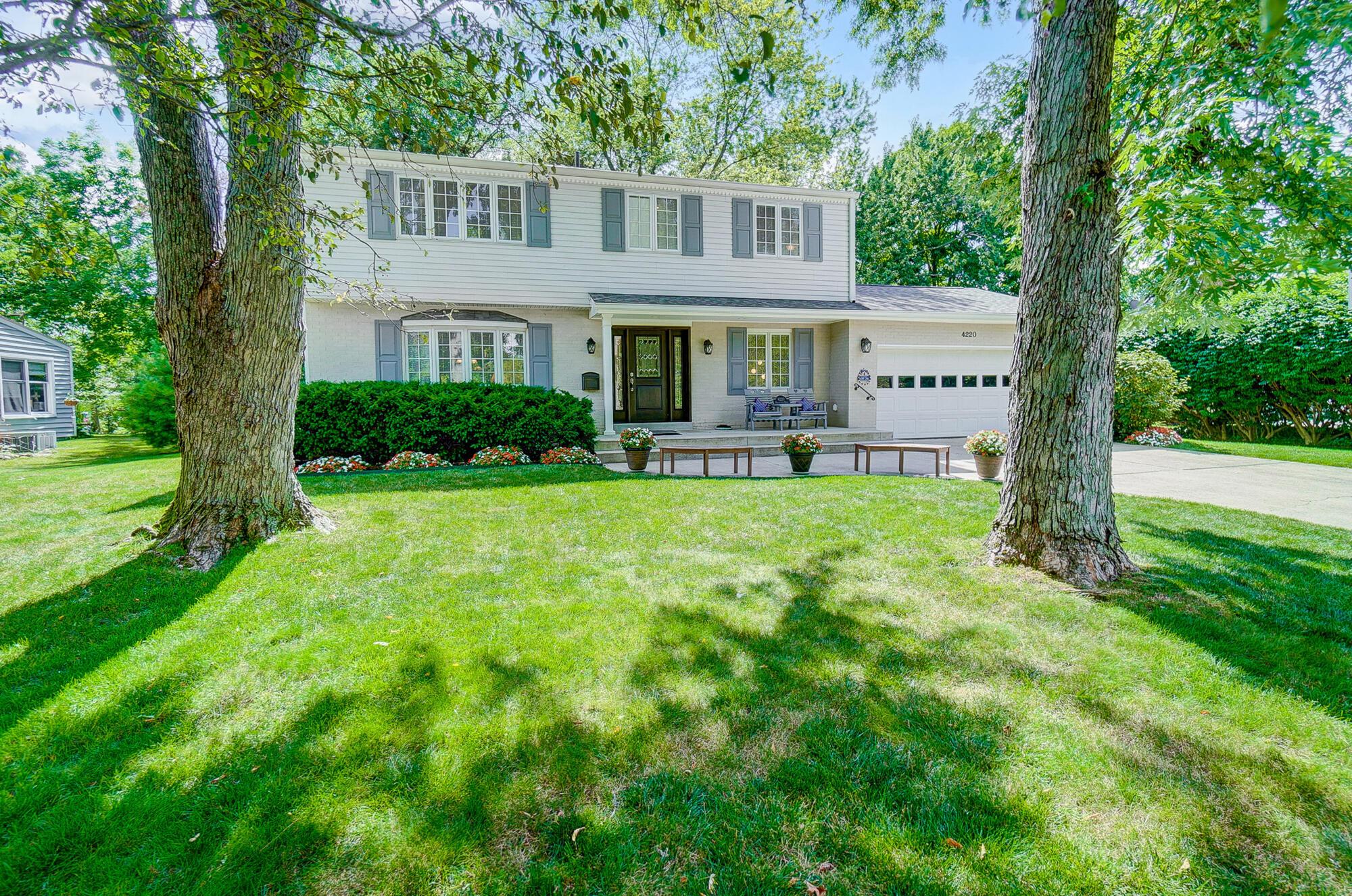 4220 Mountview Road