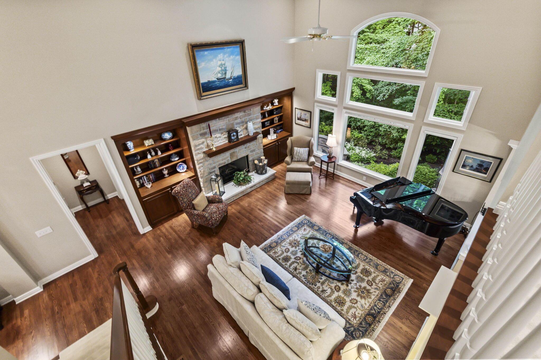 726 Whispering Woods