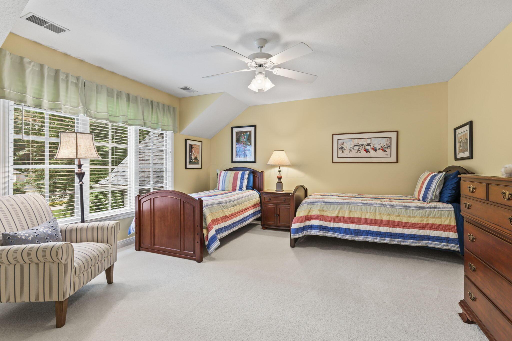 726 Whispering Woods