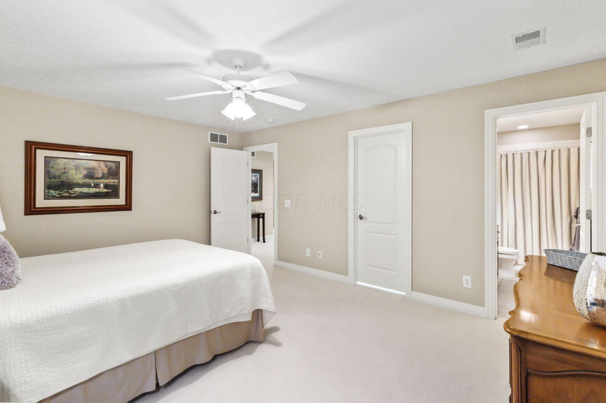 726 Whispering Woods