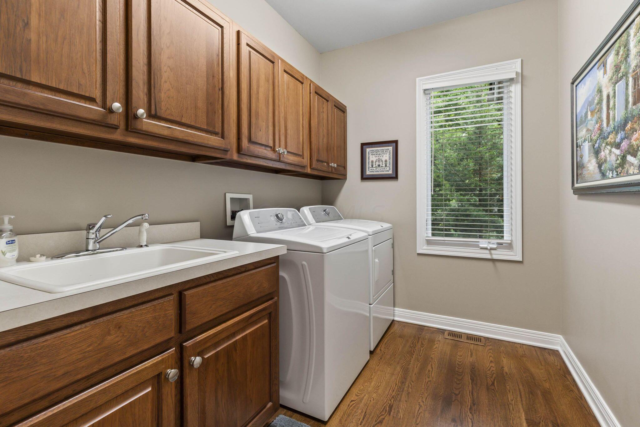 726 Whispering Woods