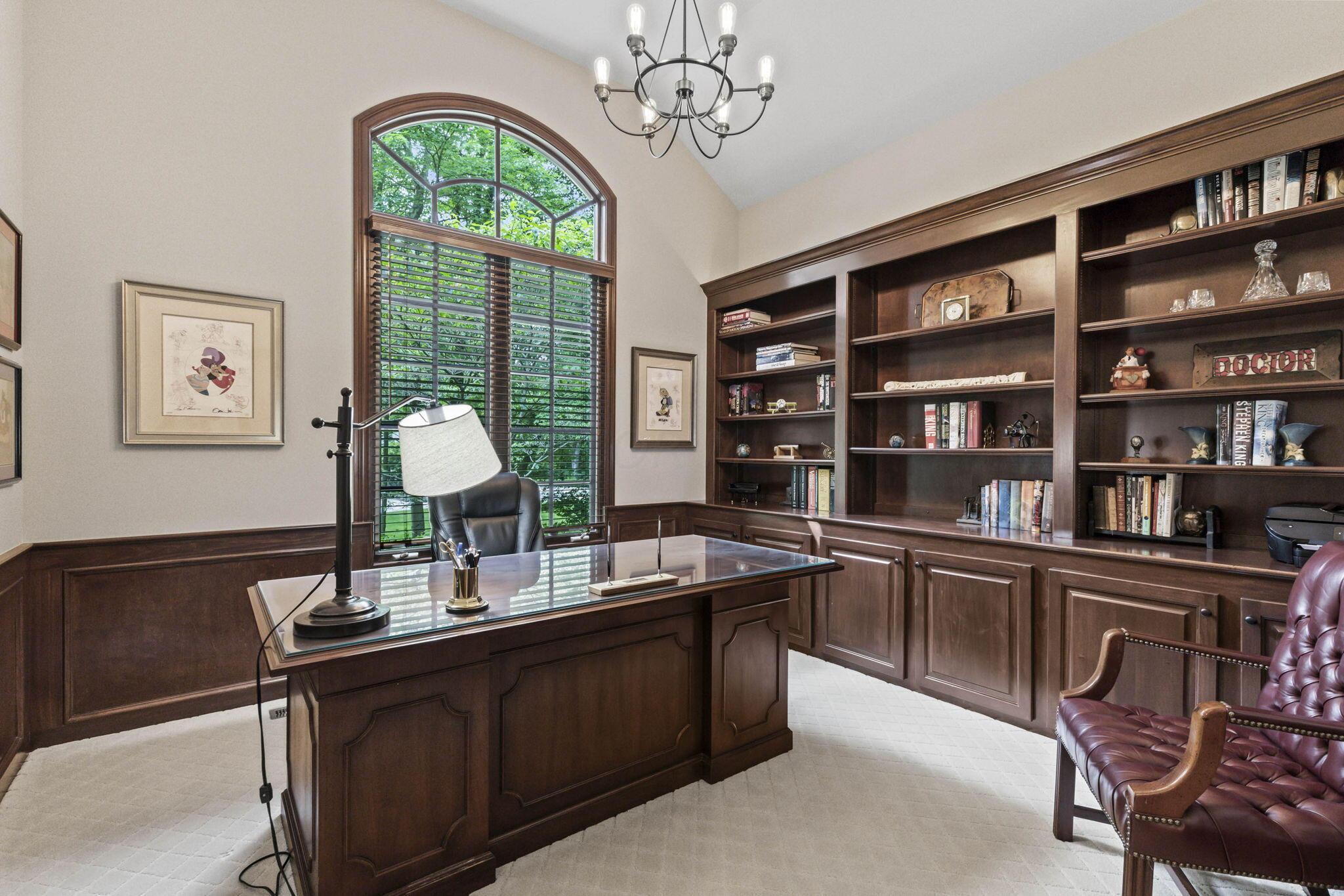 726 Whispering Woods