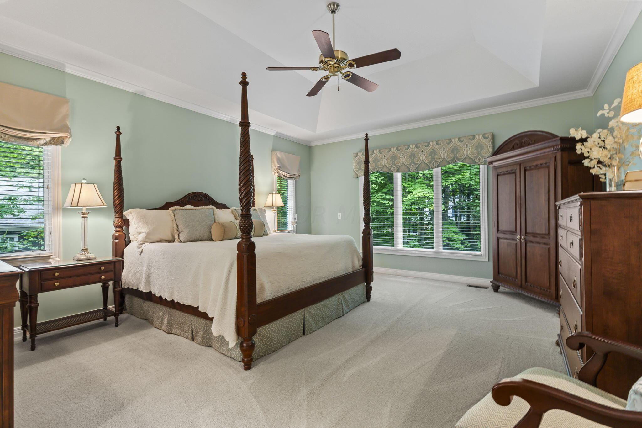 726 Whispering Woods