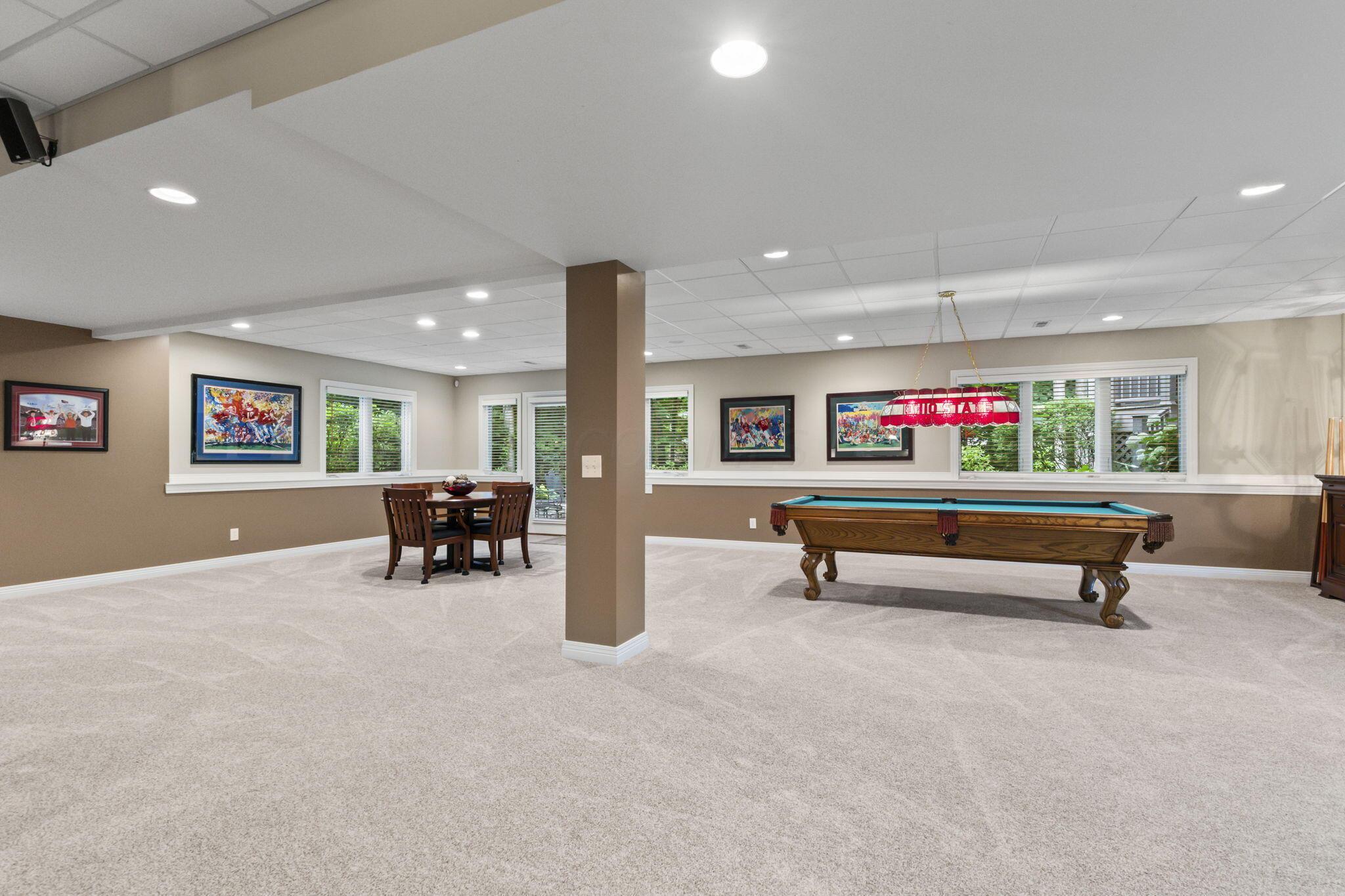 726 Whispering Woods