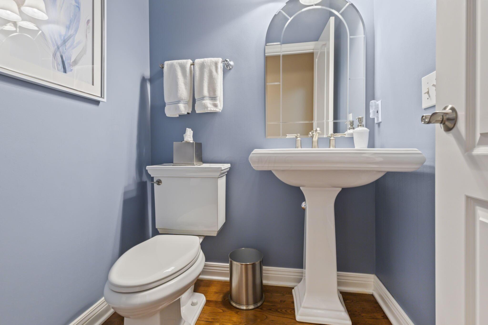 726 Whispering Woods