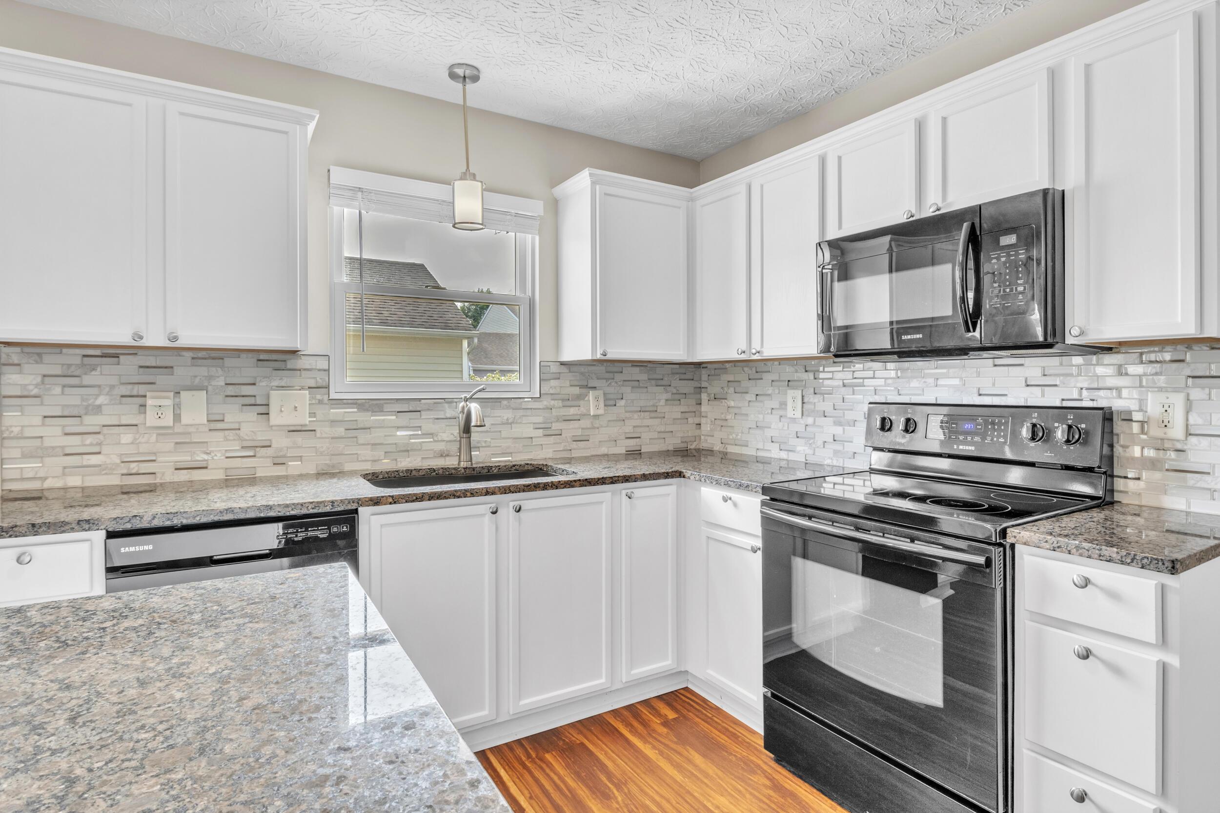 4777 Hoseah Street, 126