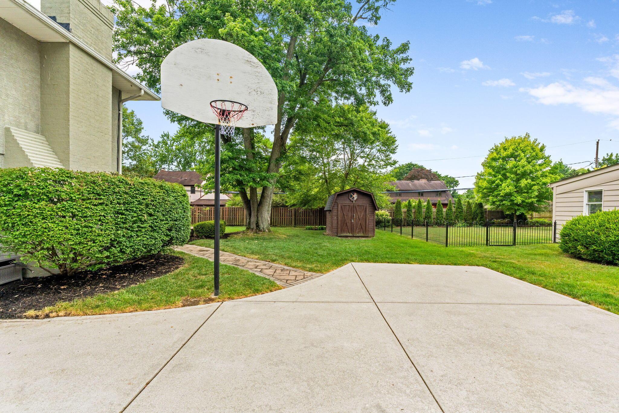 2211 Sheringham Road