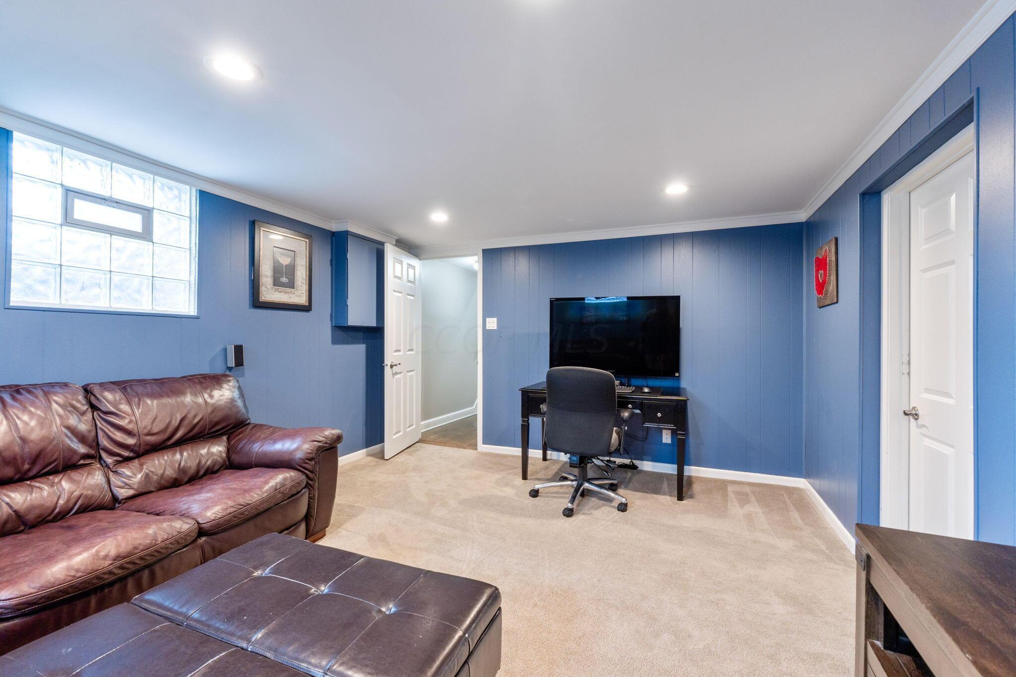 2211 Sheringham Road