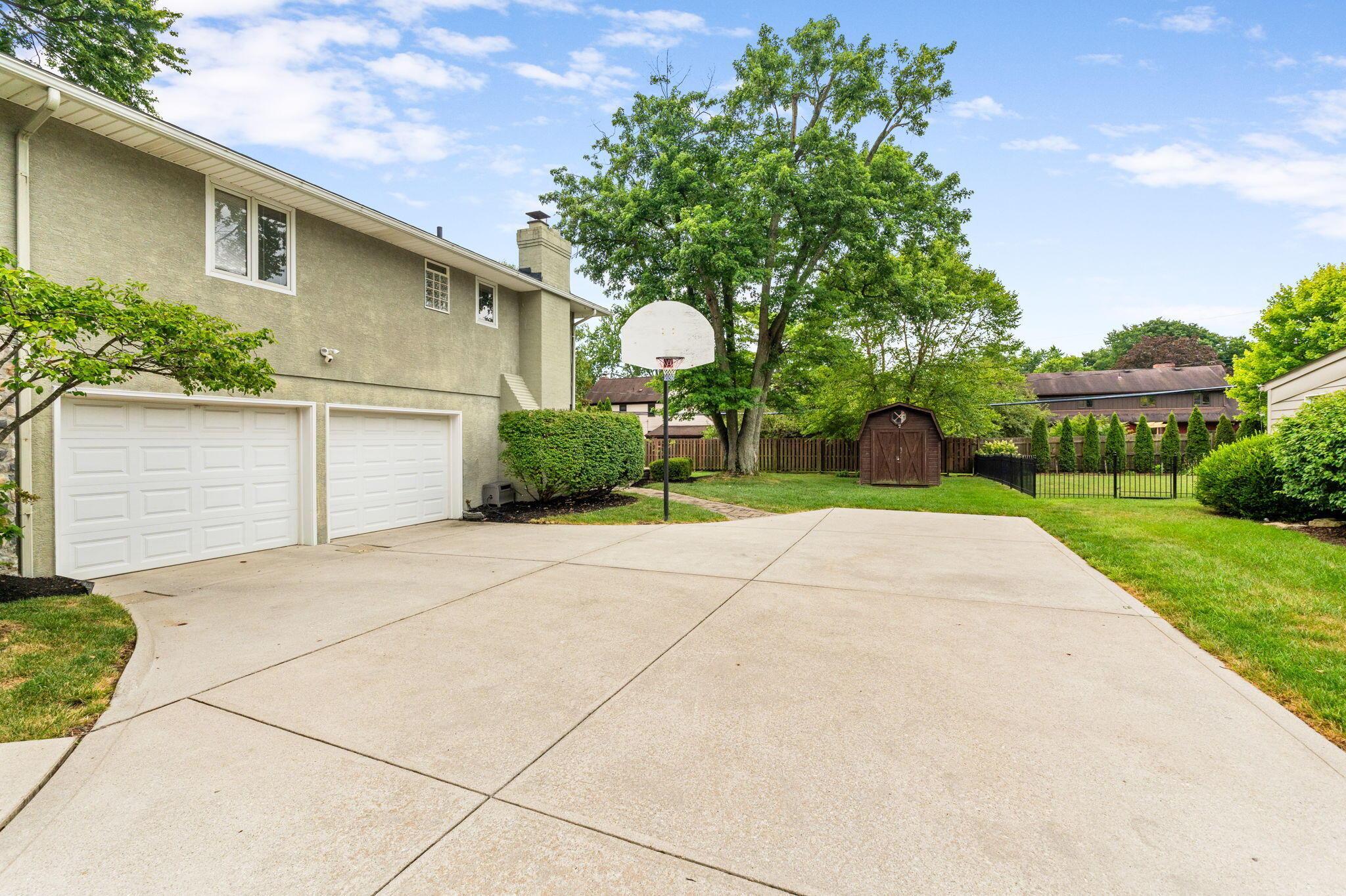 2211 Sheringham Road
