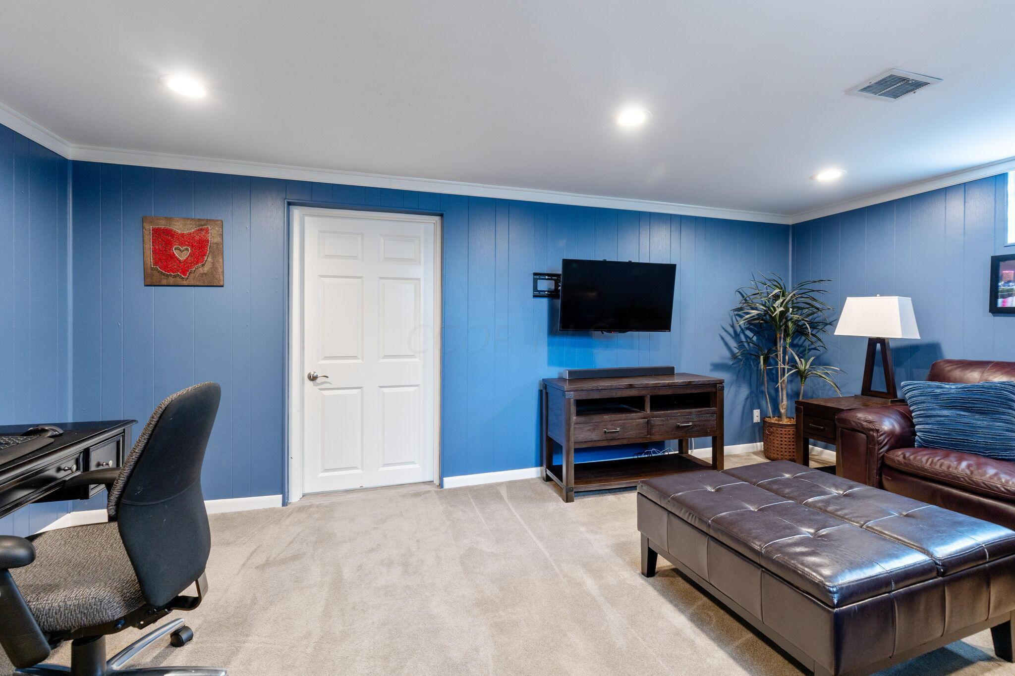 2211 Sheringham Road