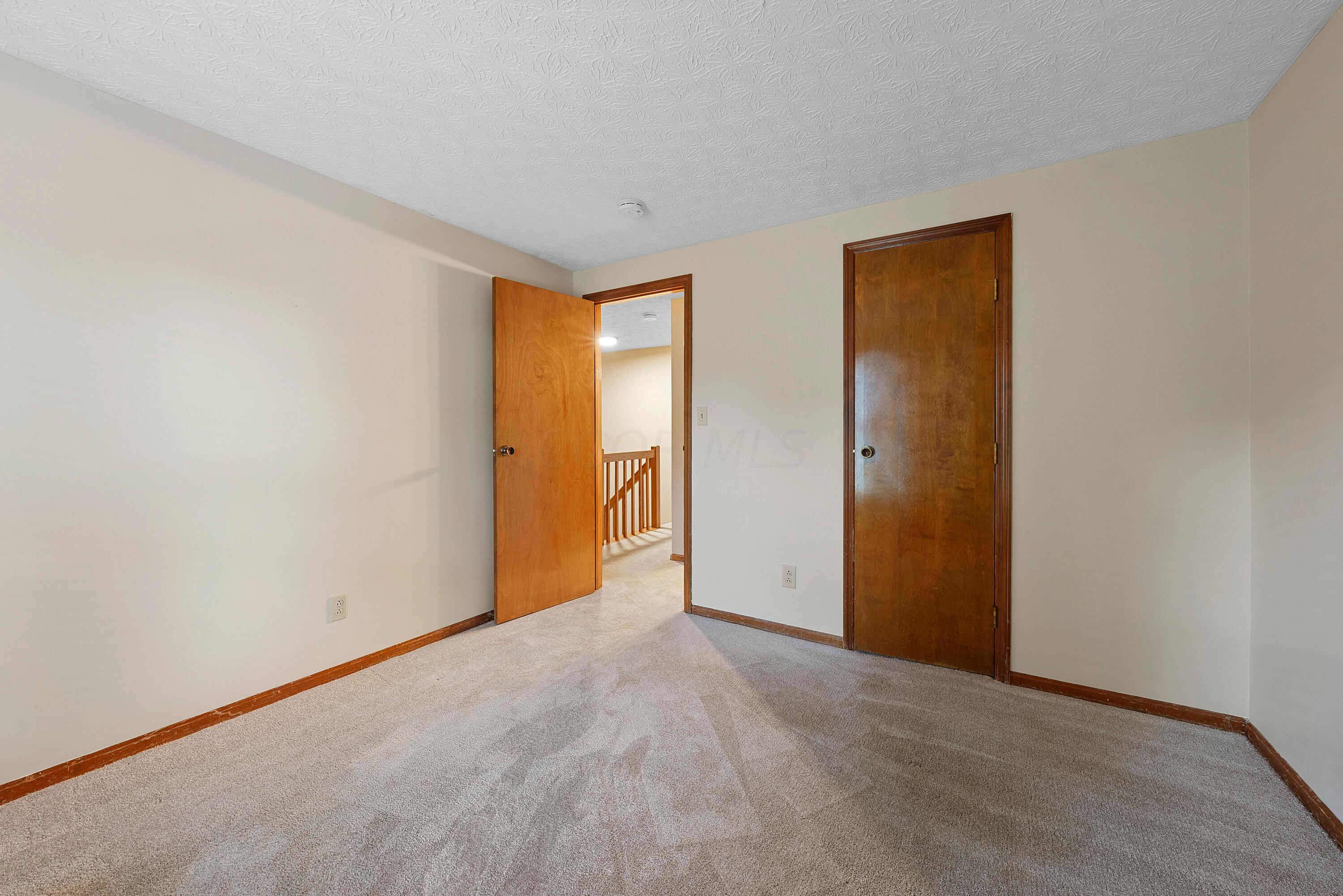 3731 Ravens Glen Drive