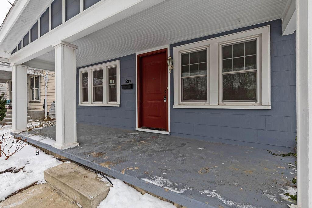 237 E Arcadia Avenue