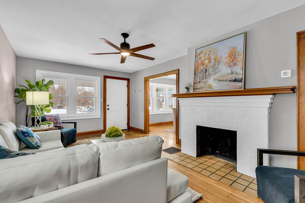 237 E Arcadia Avenue