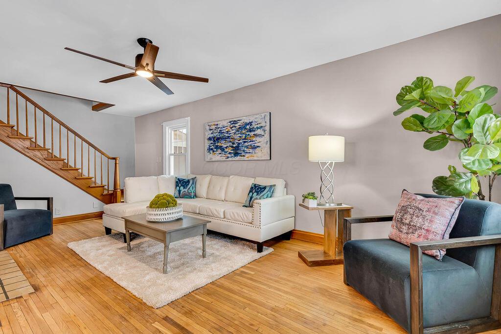 237 E Arcadia Avenue