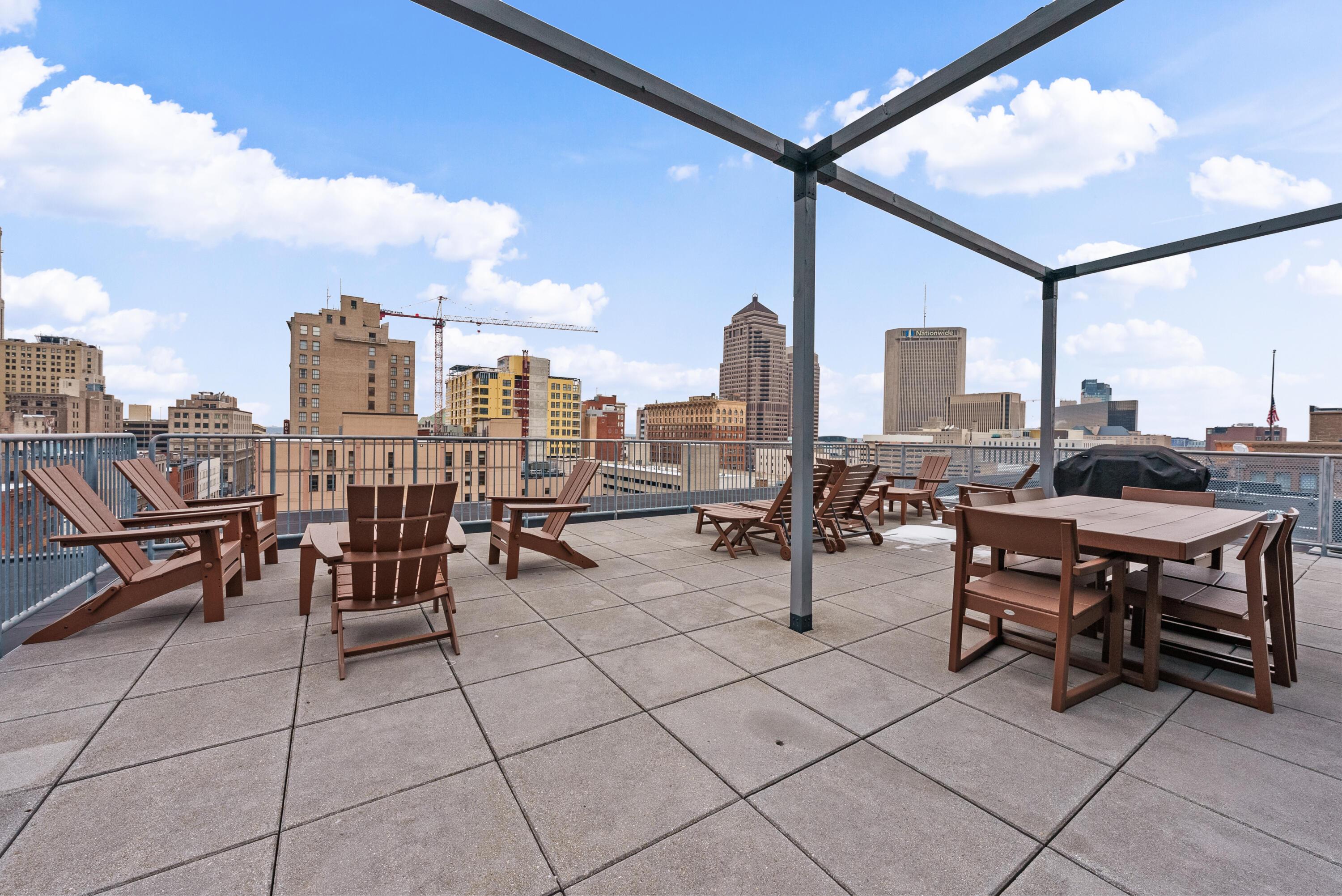 100 E Gay Street, 204