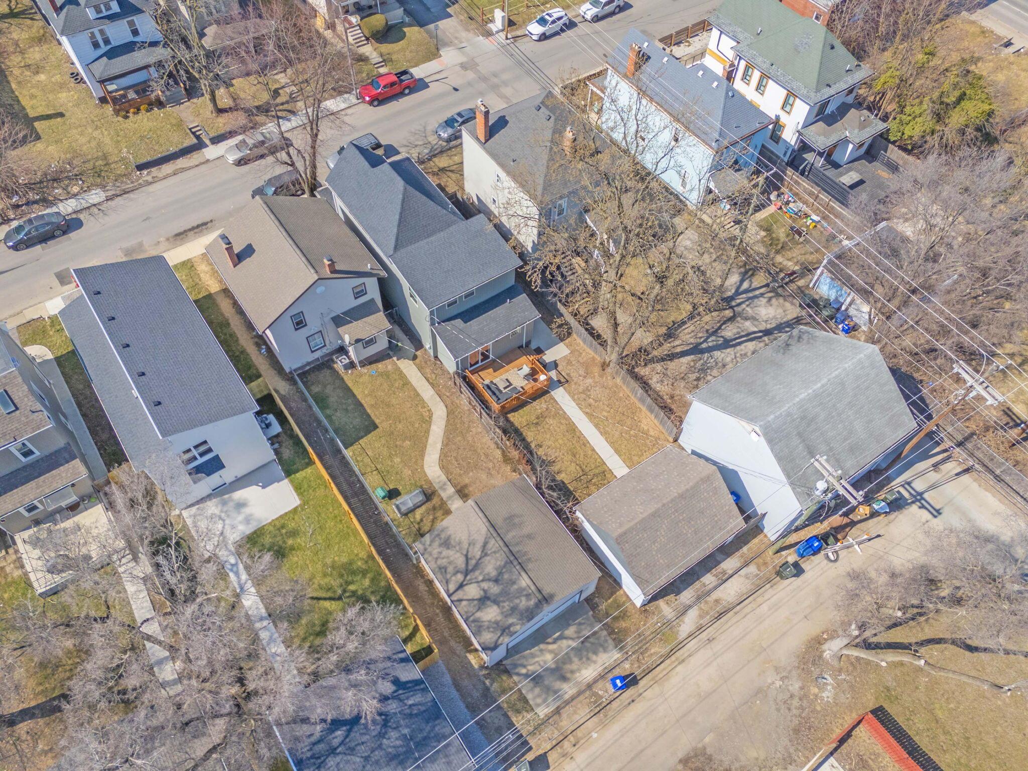 872 Ellsworth Avenue