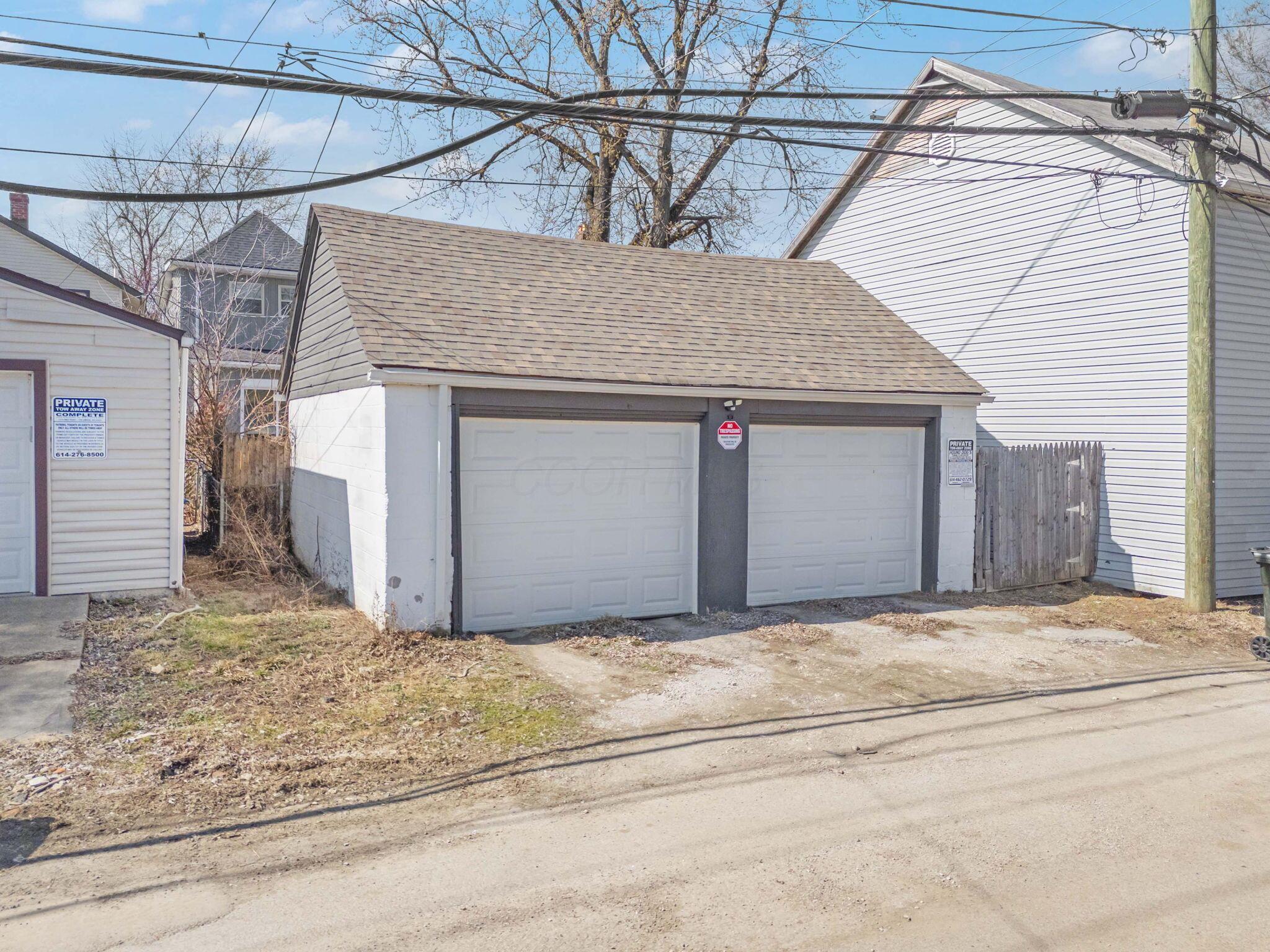 872 Ellsworth Avenue