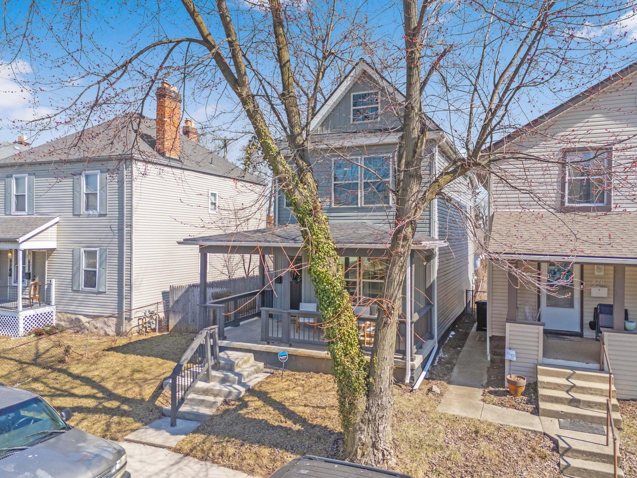 872 Ellsworth Avenue