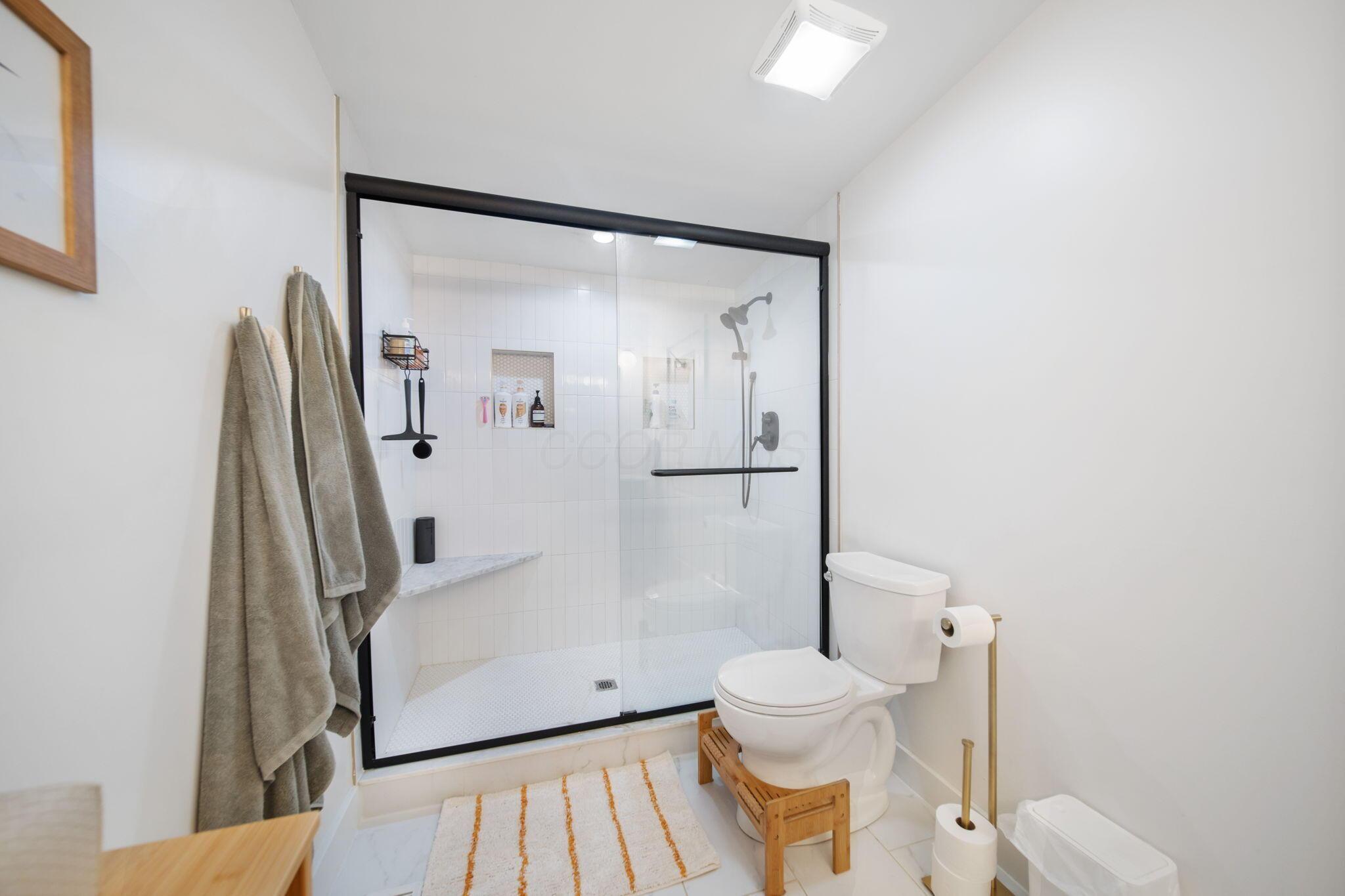 872 Ellsworth Avenue