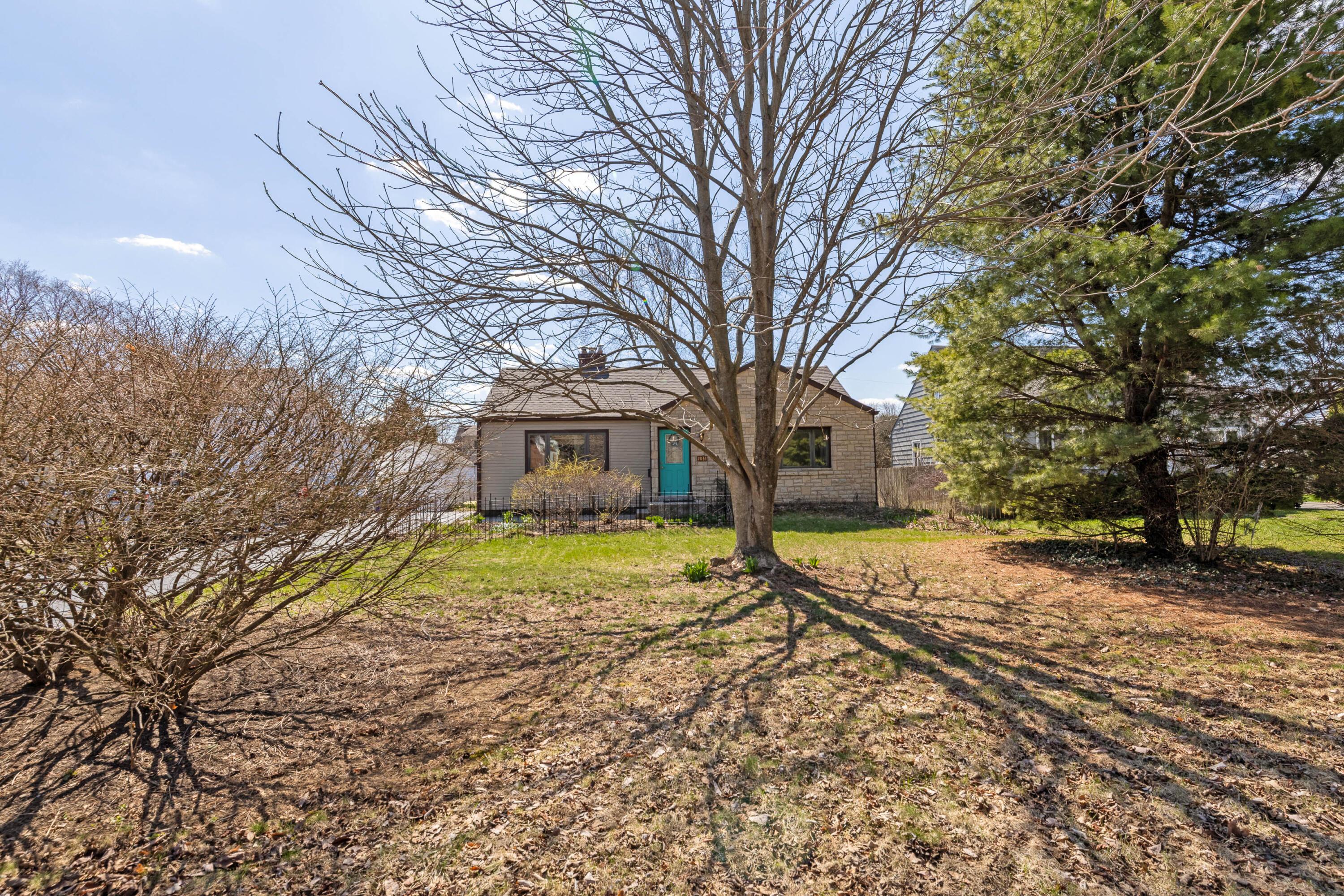 2033 Zollinger Road