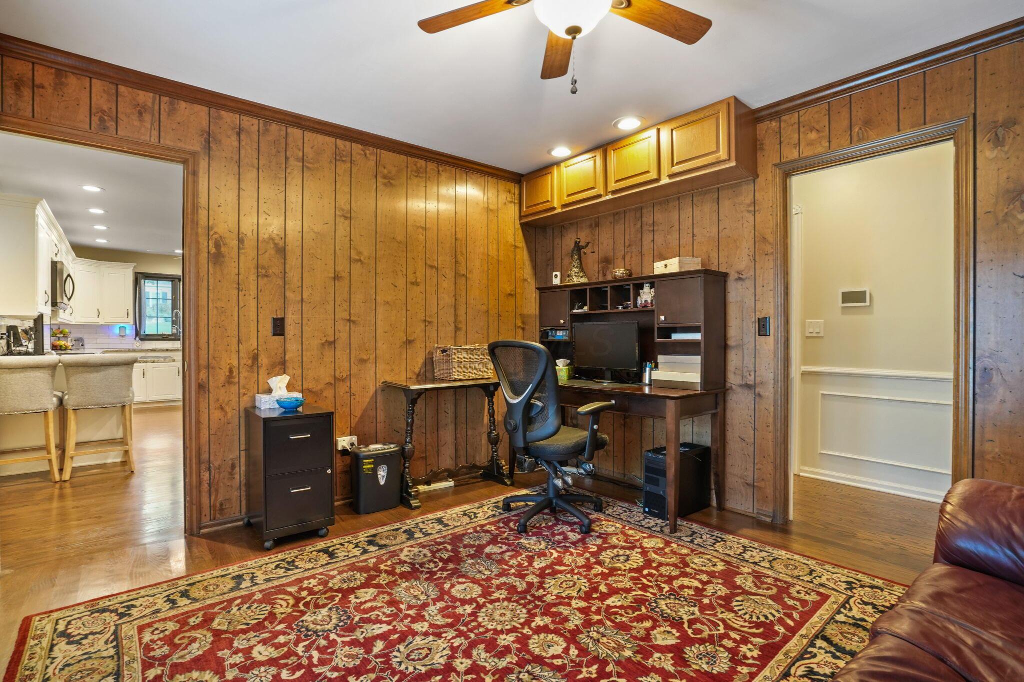 3823 Beecham Court