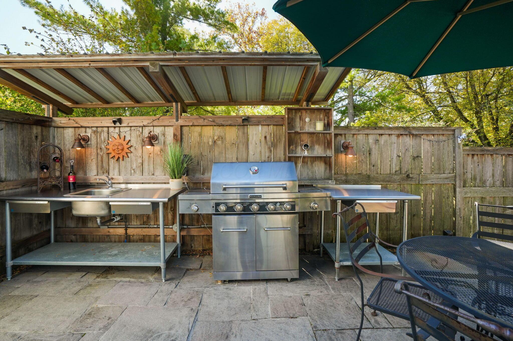 3823 Beecham Court