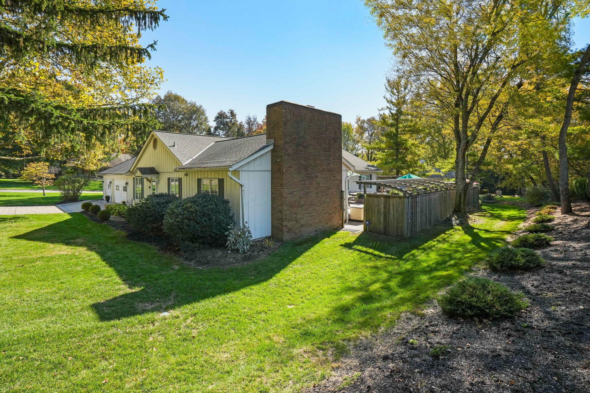3823 Beecham Court