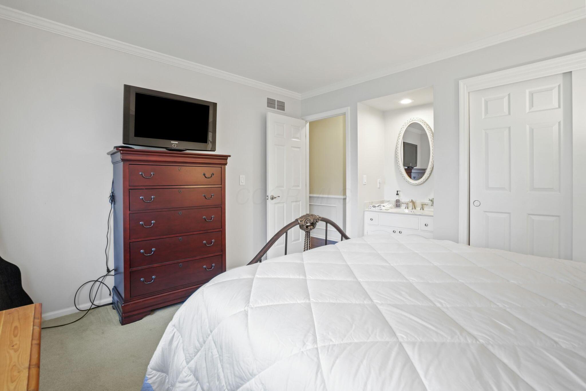 3823 Beecham Court