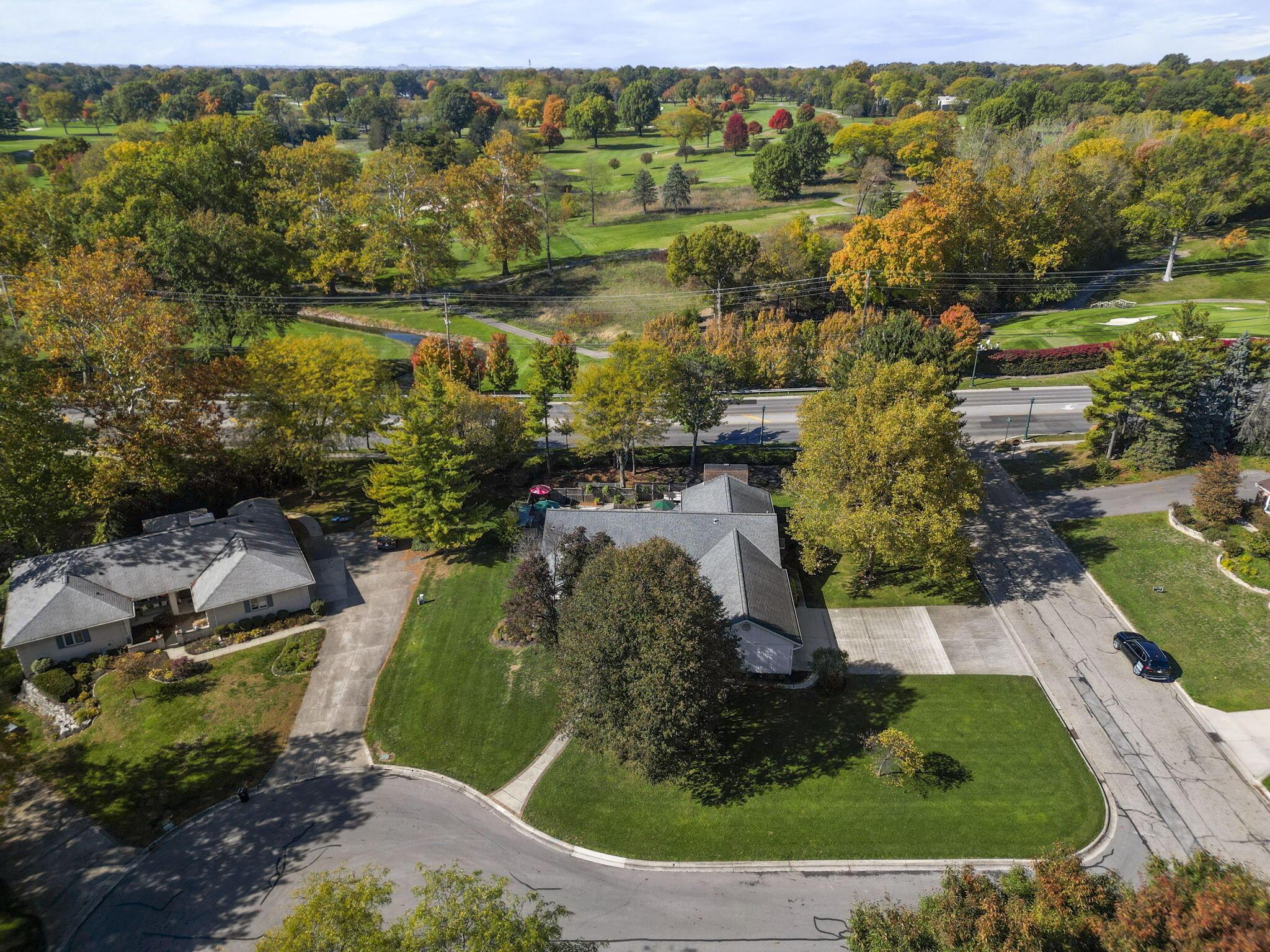 3823 Beecham Court