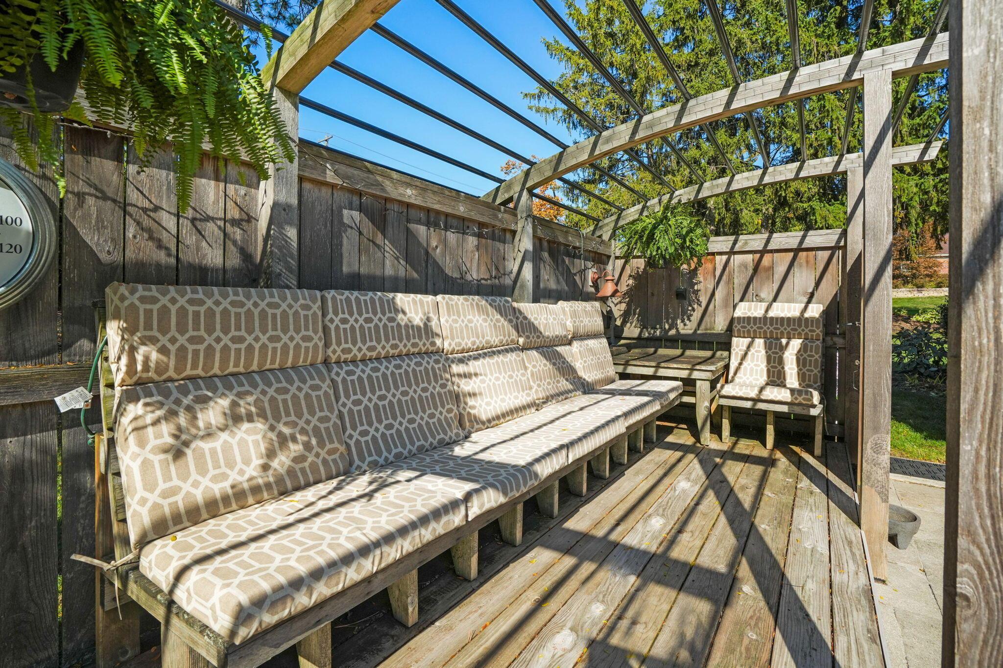 3823 Beecham Court
