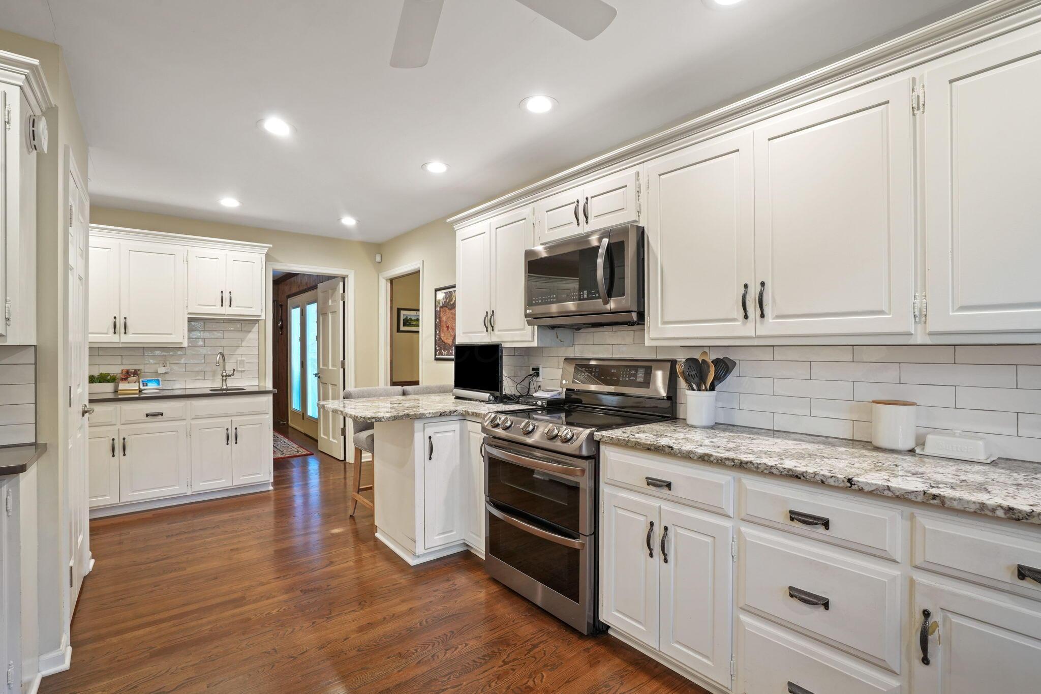 3823 Beecham Court