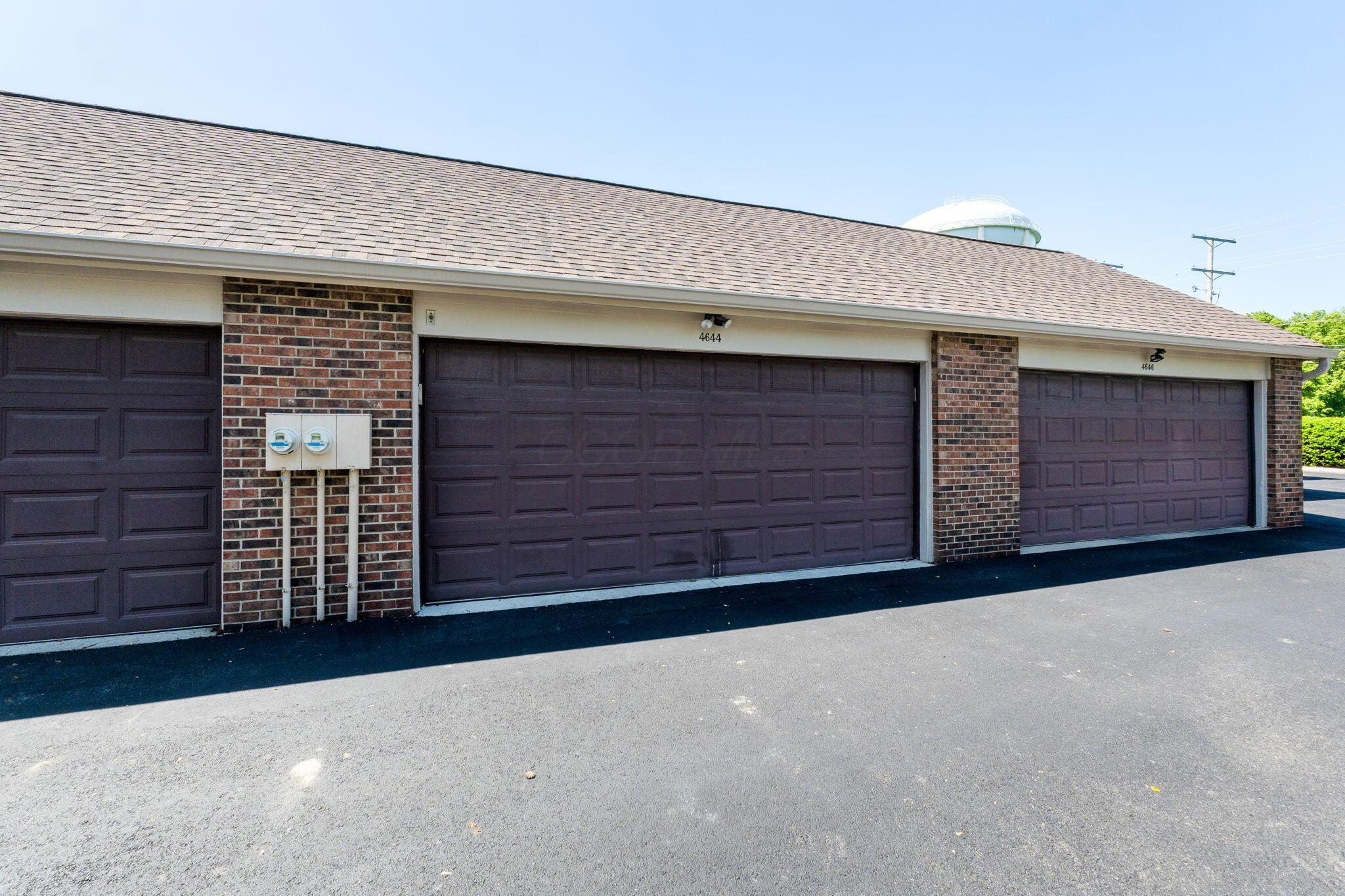 4644 NW Professional