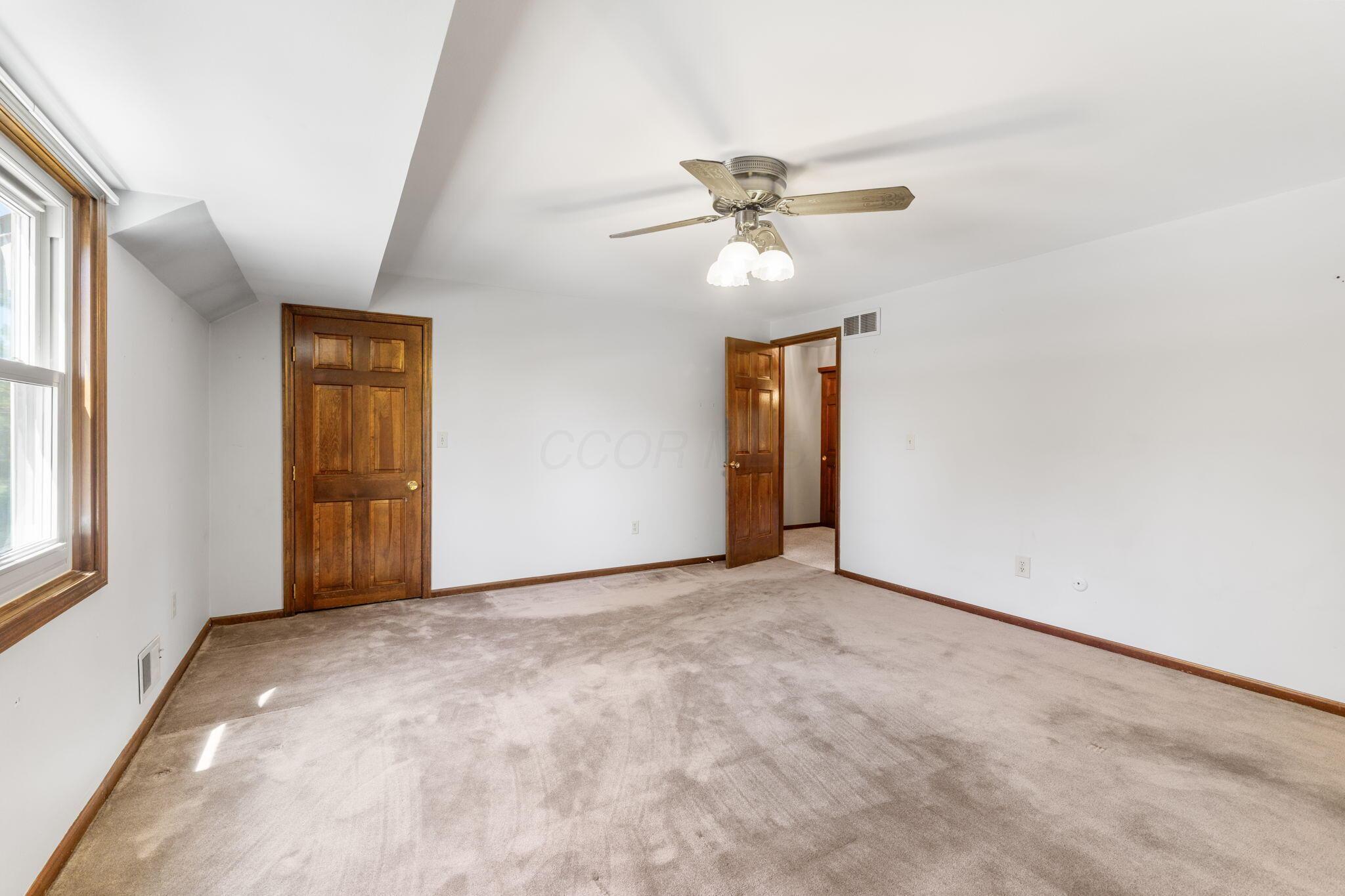 4644 NW Professional