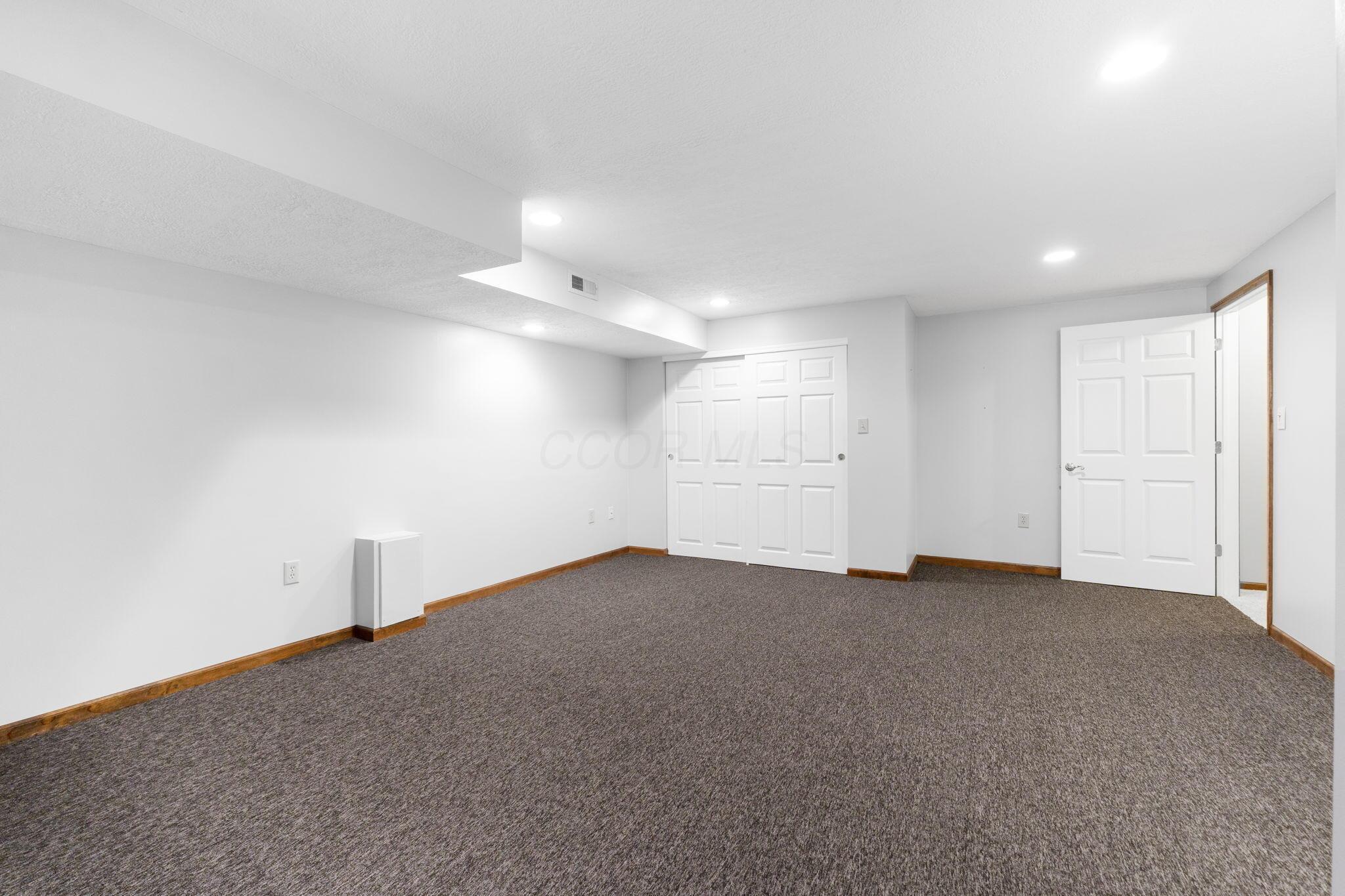 4644 NW Professional