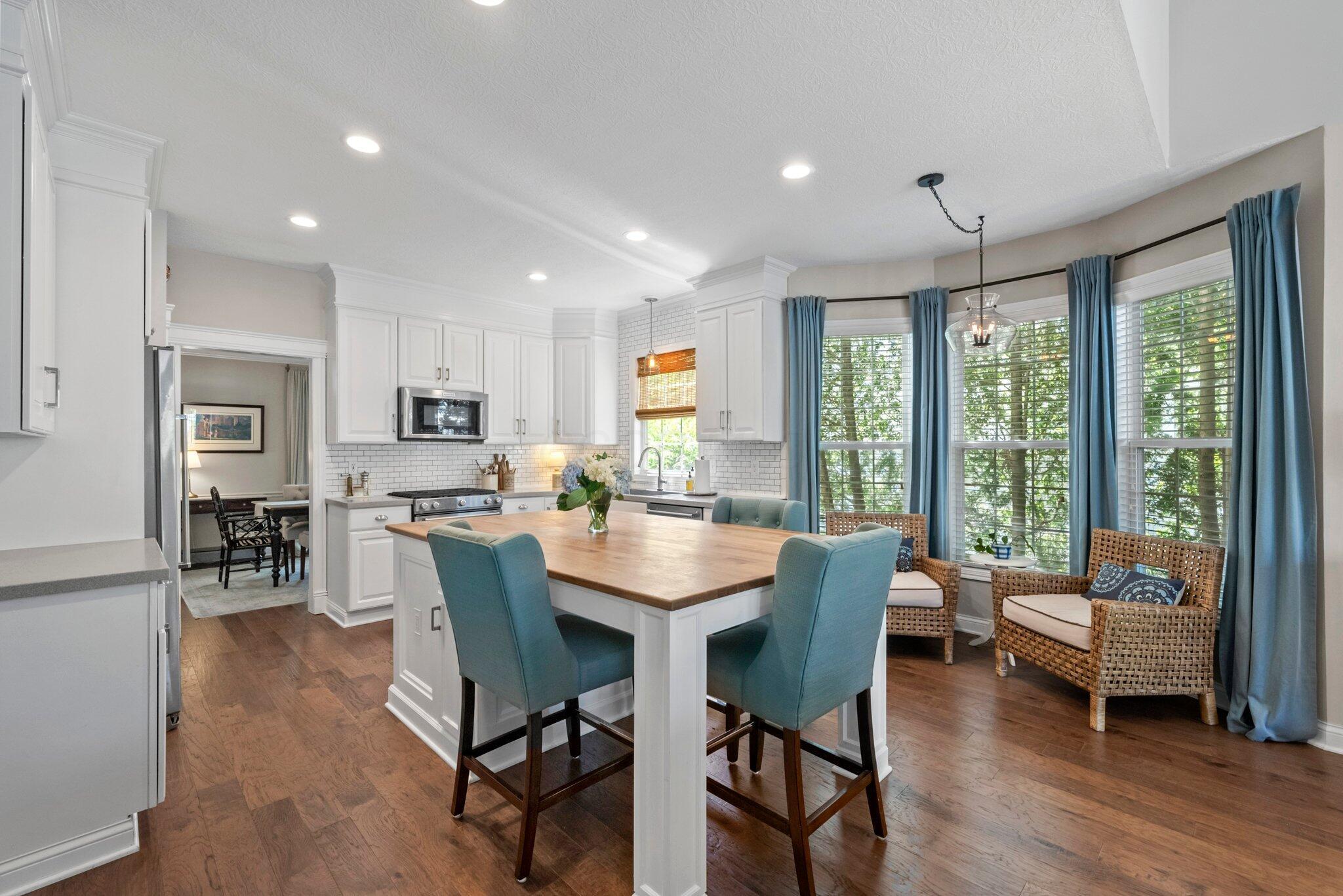 6726 Upper Brook Way